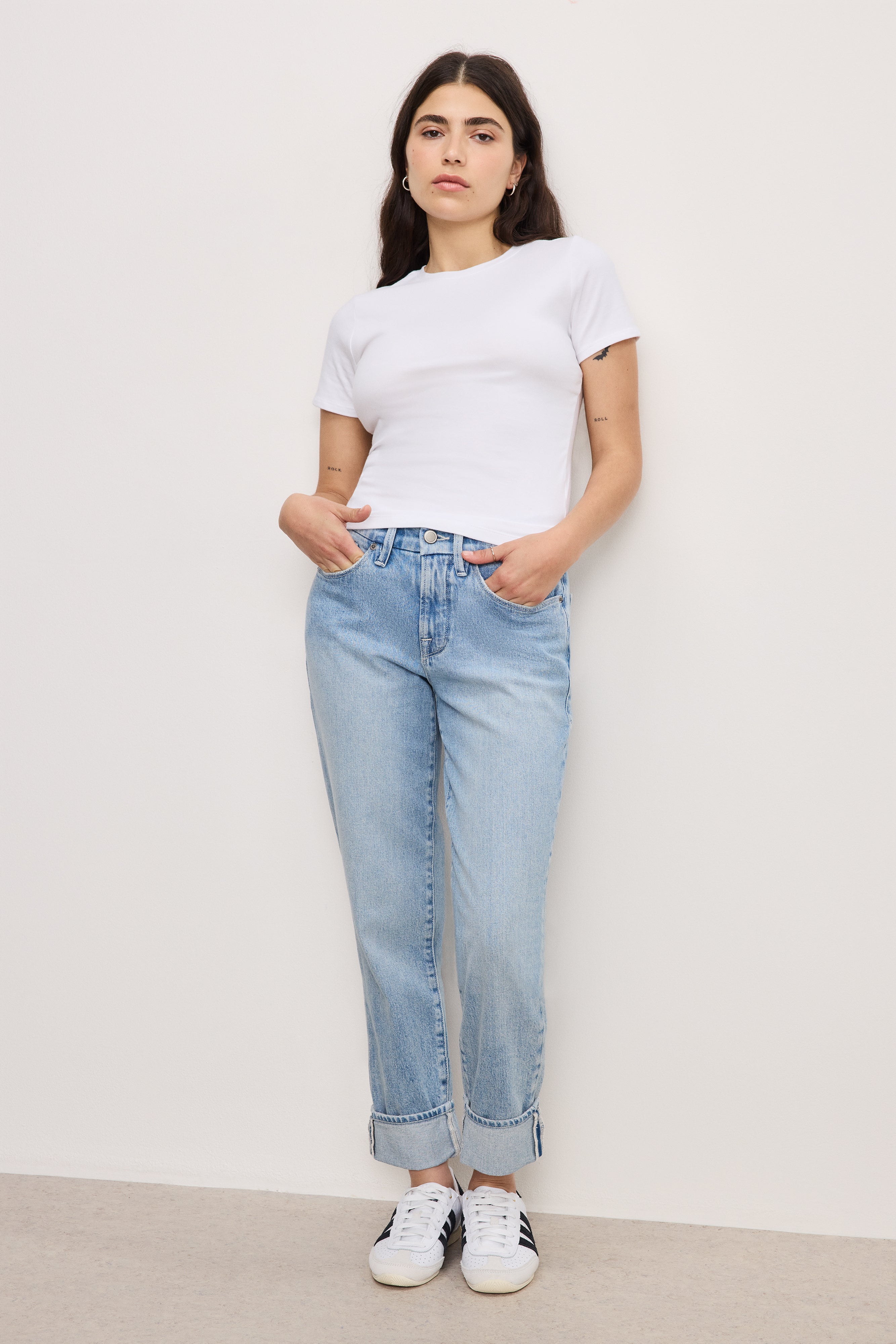 GOOD AMERICAN Weekend-Ready Skinny Jeans for Petite Women | Indigo Wash 750 Comfort Stretch Denim