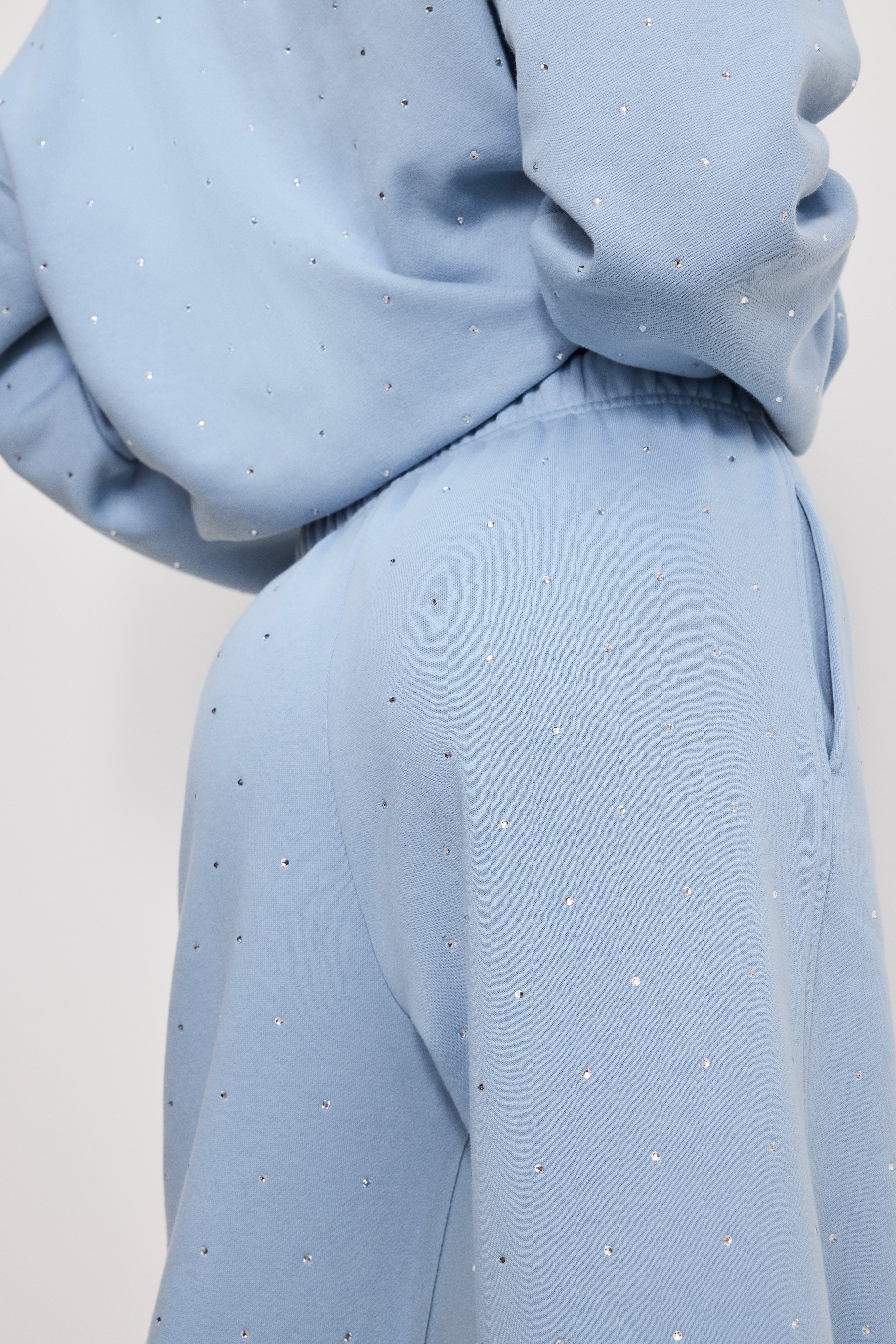 GOOD AMERICAN Glossy Relaxed-Fit Lounge Pants | Ultra-Soft Winter Sweatpants with Wide Leg | Casual Winter Sky 001