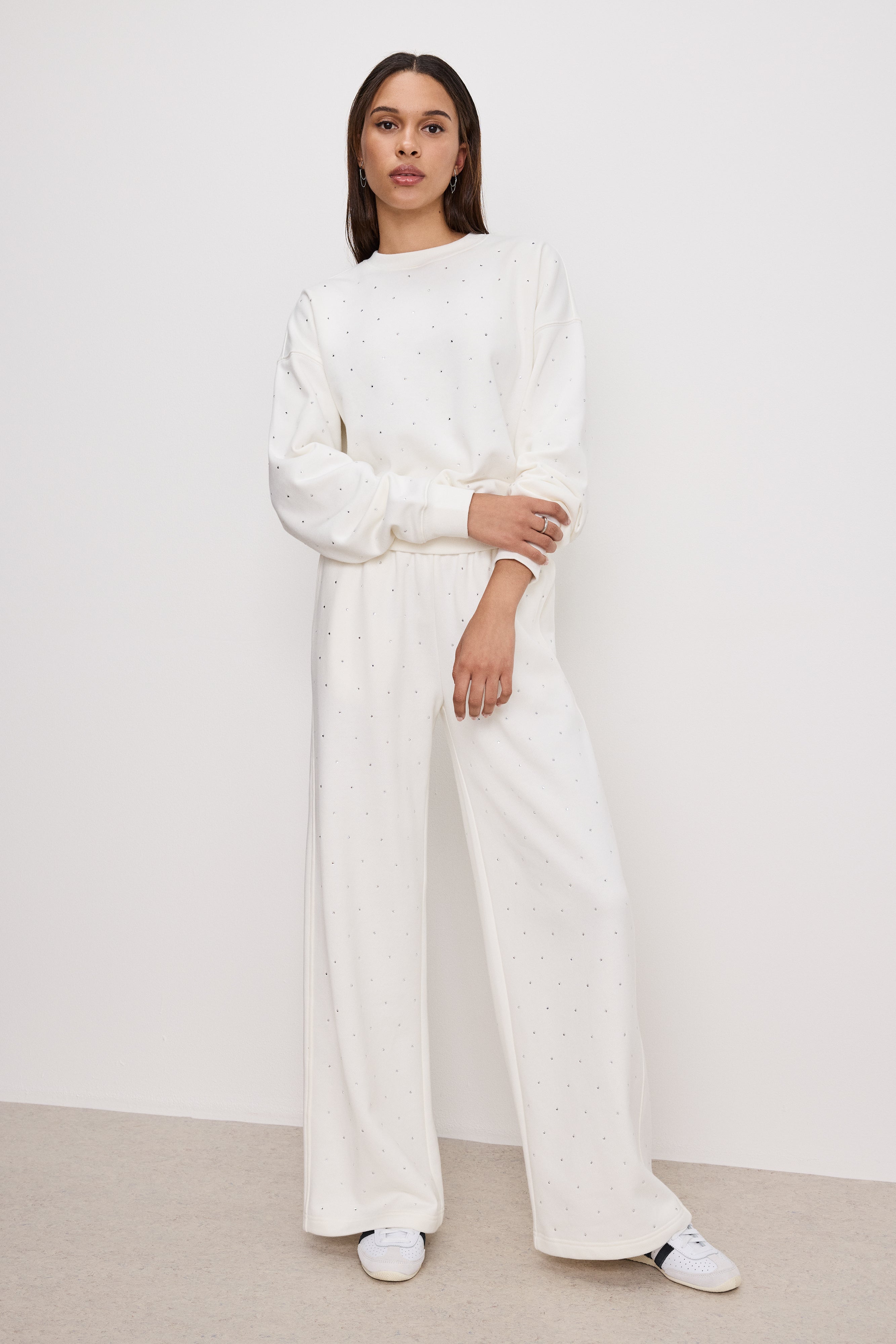 GOOD AMERICAN Crystal-Knit Crewneck Sweatshirt | Soft Cloud White