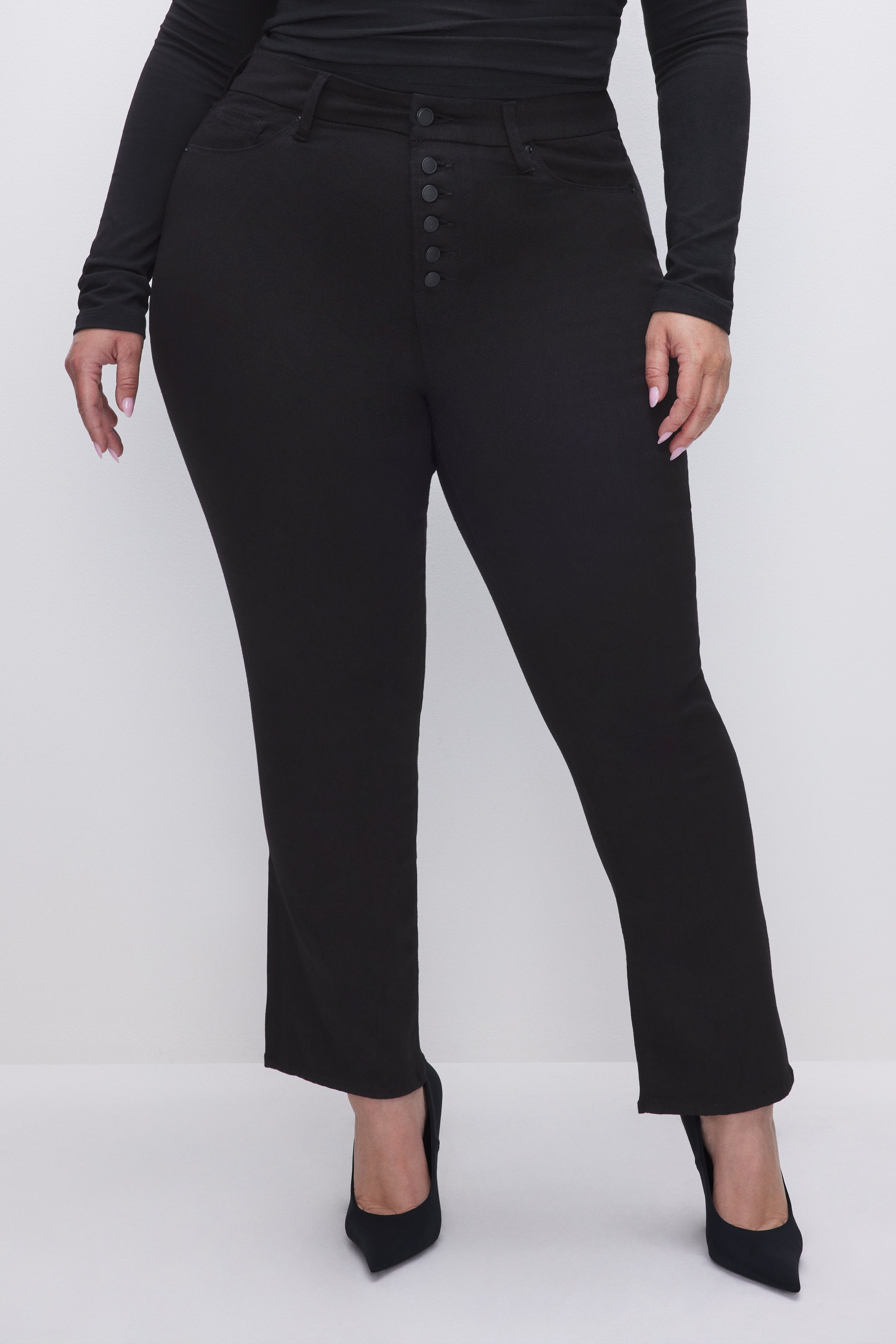 GOOD AMERICAN Timeless Slimming Straight-Leg Jeans | Classic Black 001