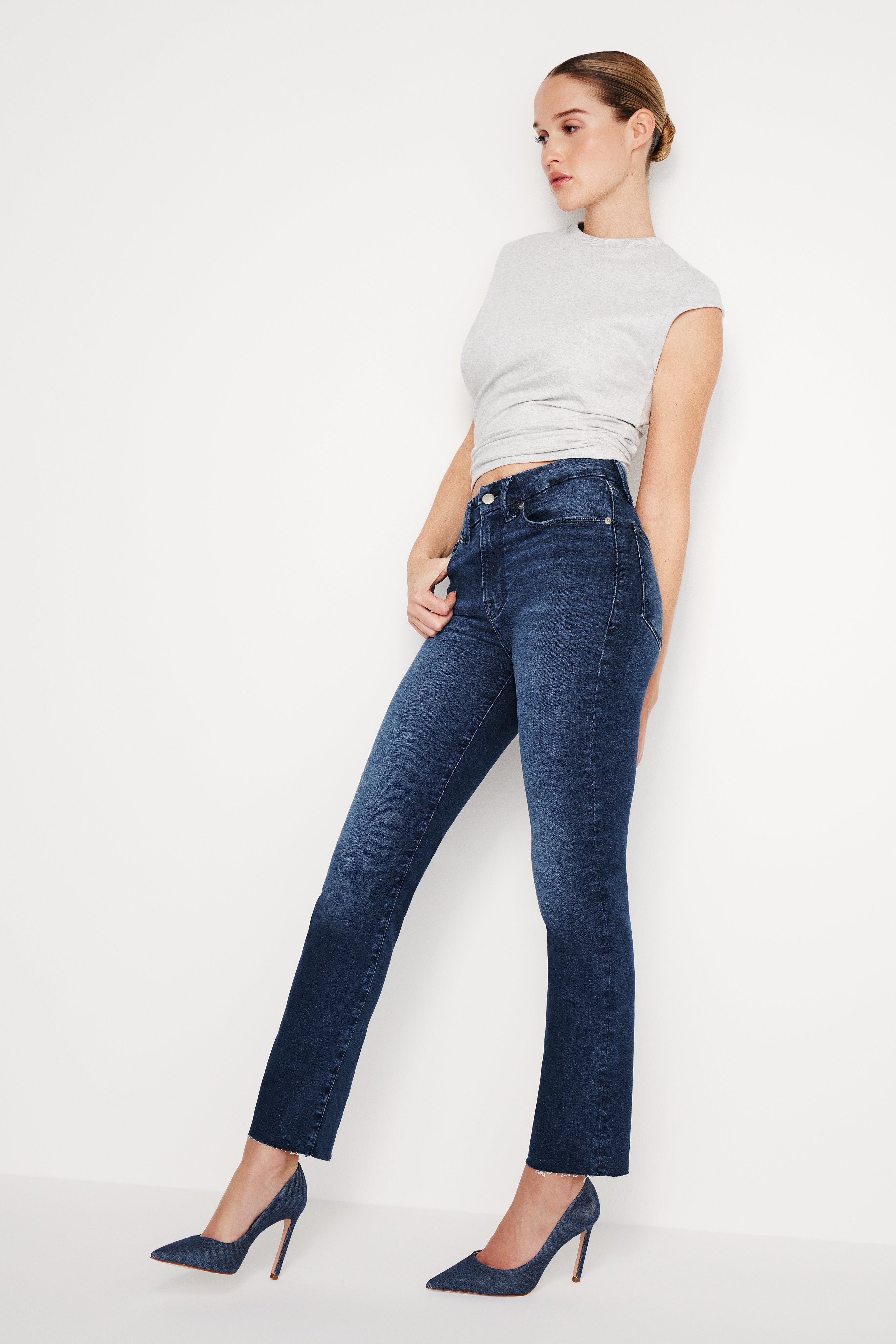GOOD AMERICAN Always-Flattering Classic Slim Straight-Leg Denim | Rich Indigo Wash 446 