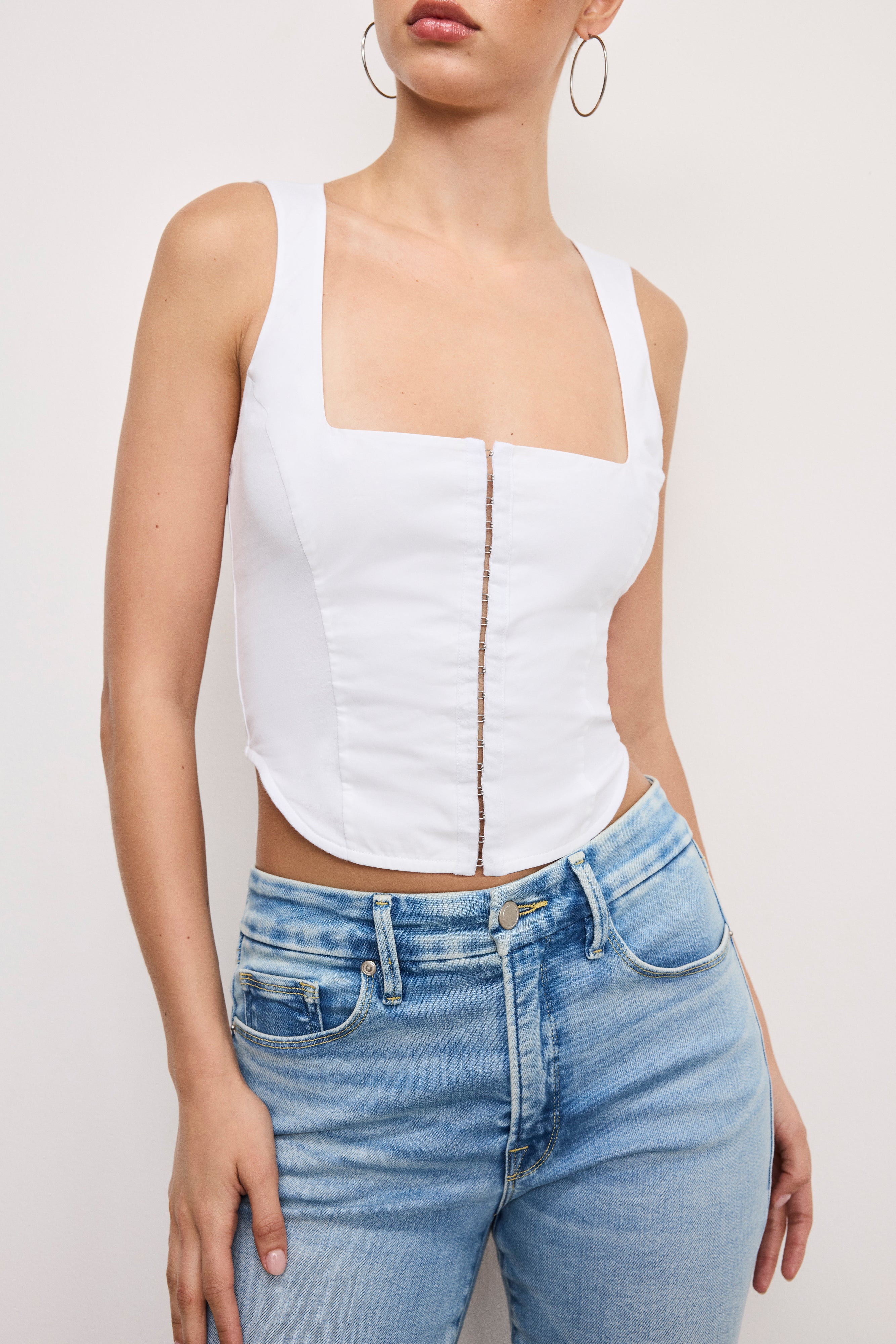 GOOD AMERICAN Flattering Dolly Corset Top | Soft Poplin Fabric | White 001 