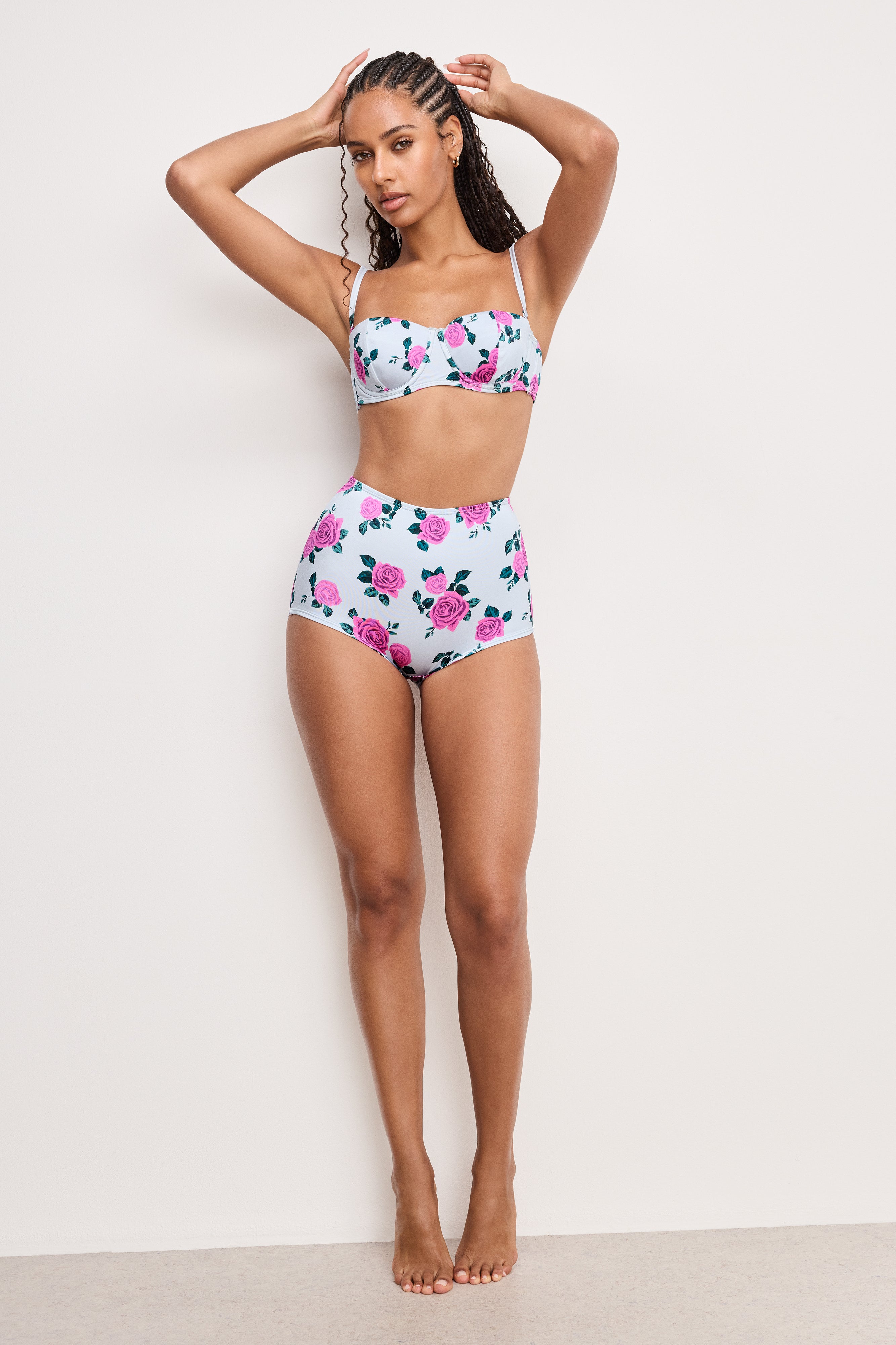 GOOD AMERICAN Retro Floral Satin Underwire Bikini Top with Adjustable Straps | RO001