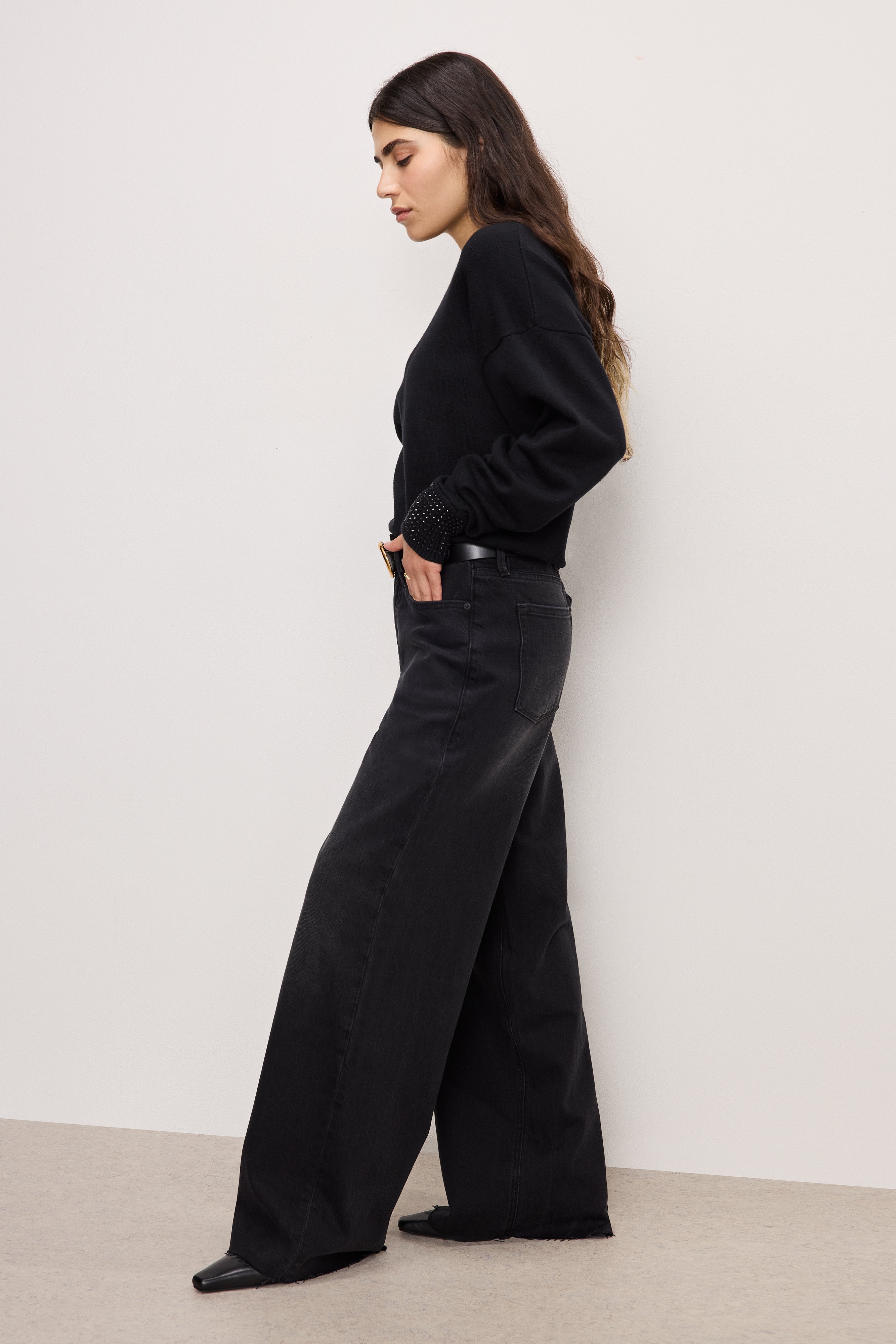 GOOD AMERICAN Effortless Comfort Petite Relaxed Fit Jeans | Midnight Onyx 324