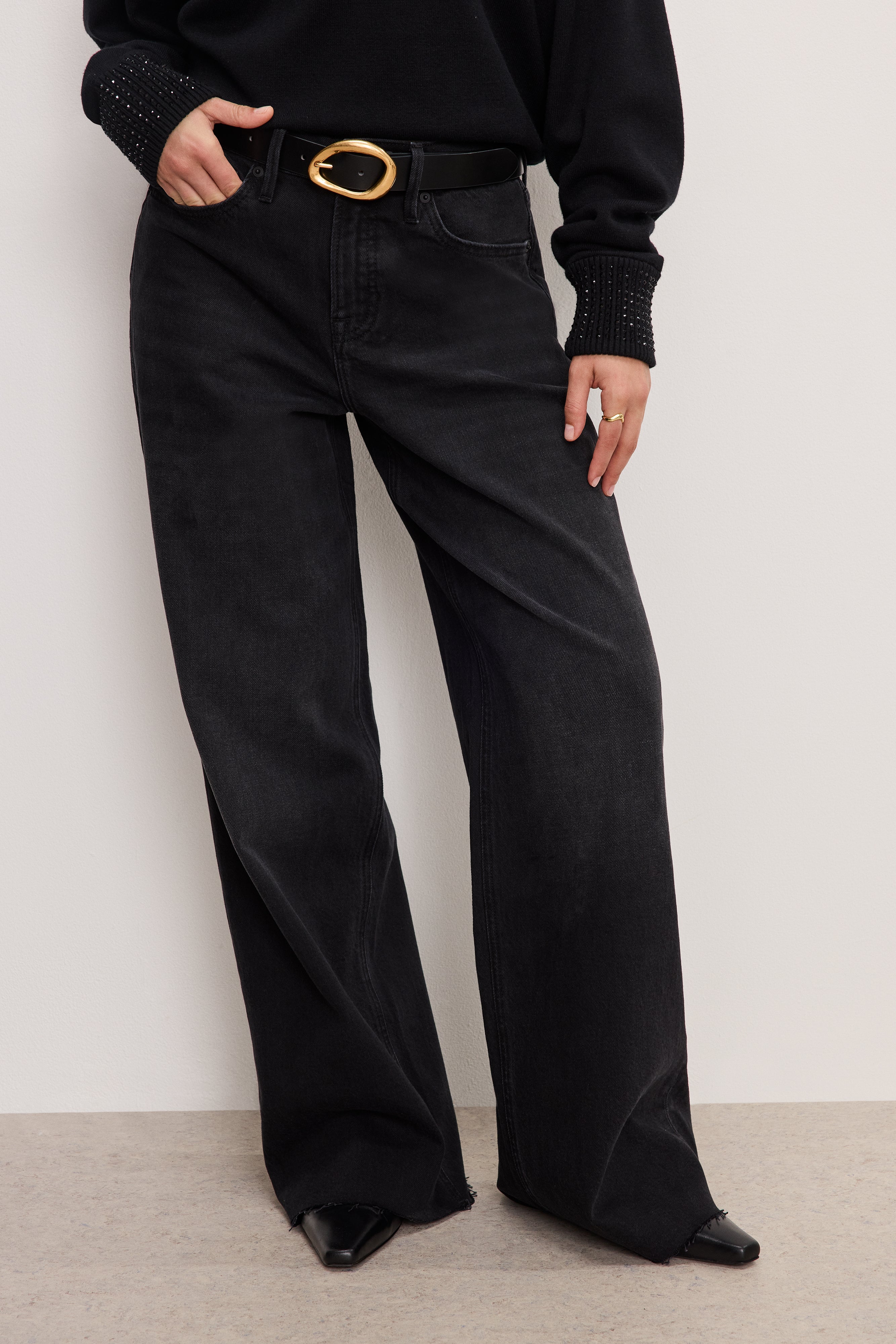 GOOD AMERICAN Effortless Comfort Petite Relaxed Fit Jeans | Midnight Onyx 324