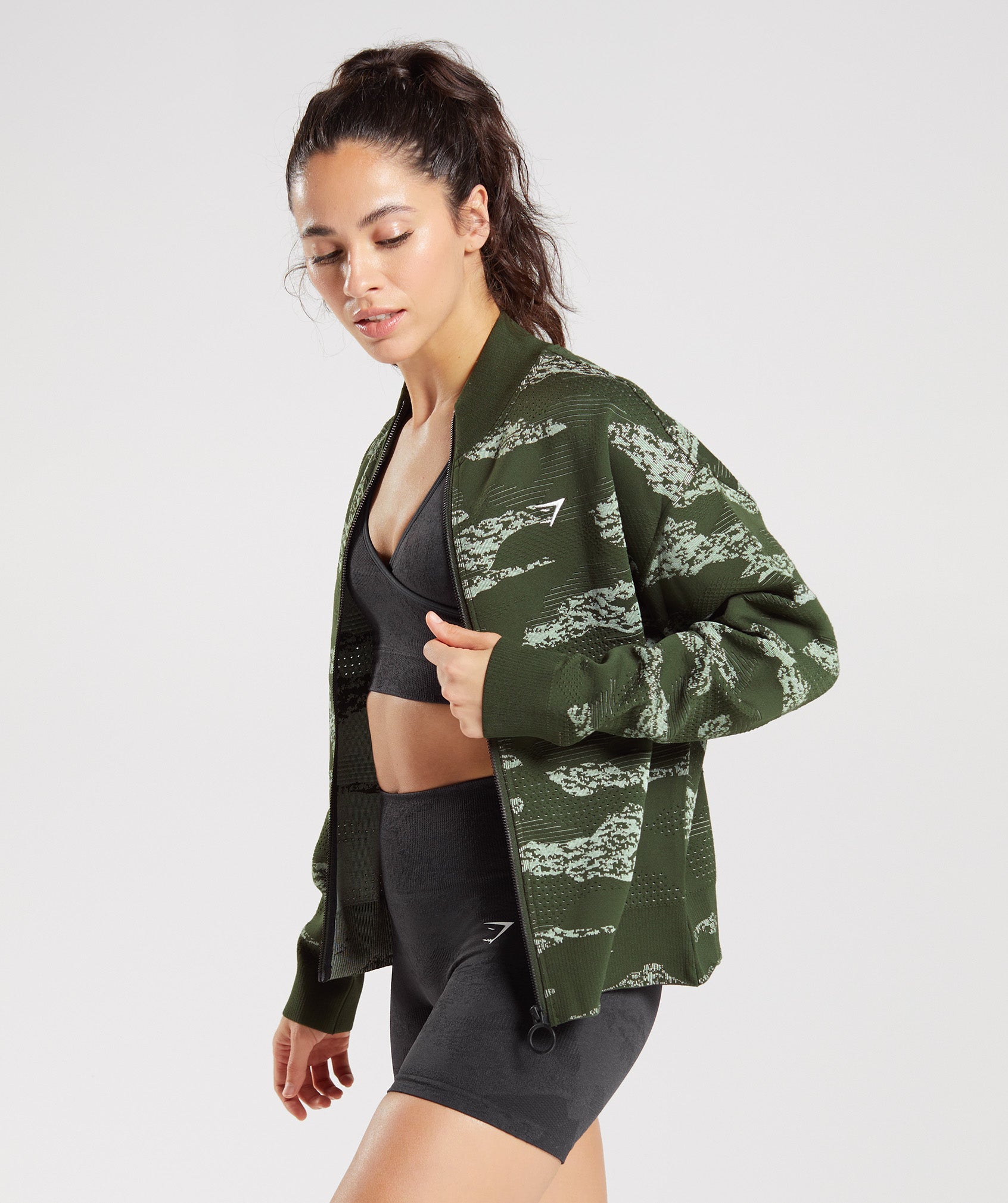 GYMSHARK Adaptive Camouflage Seamless Training Jacket - Breathable Moss Olive & Aloe Green Colorblock 