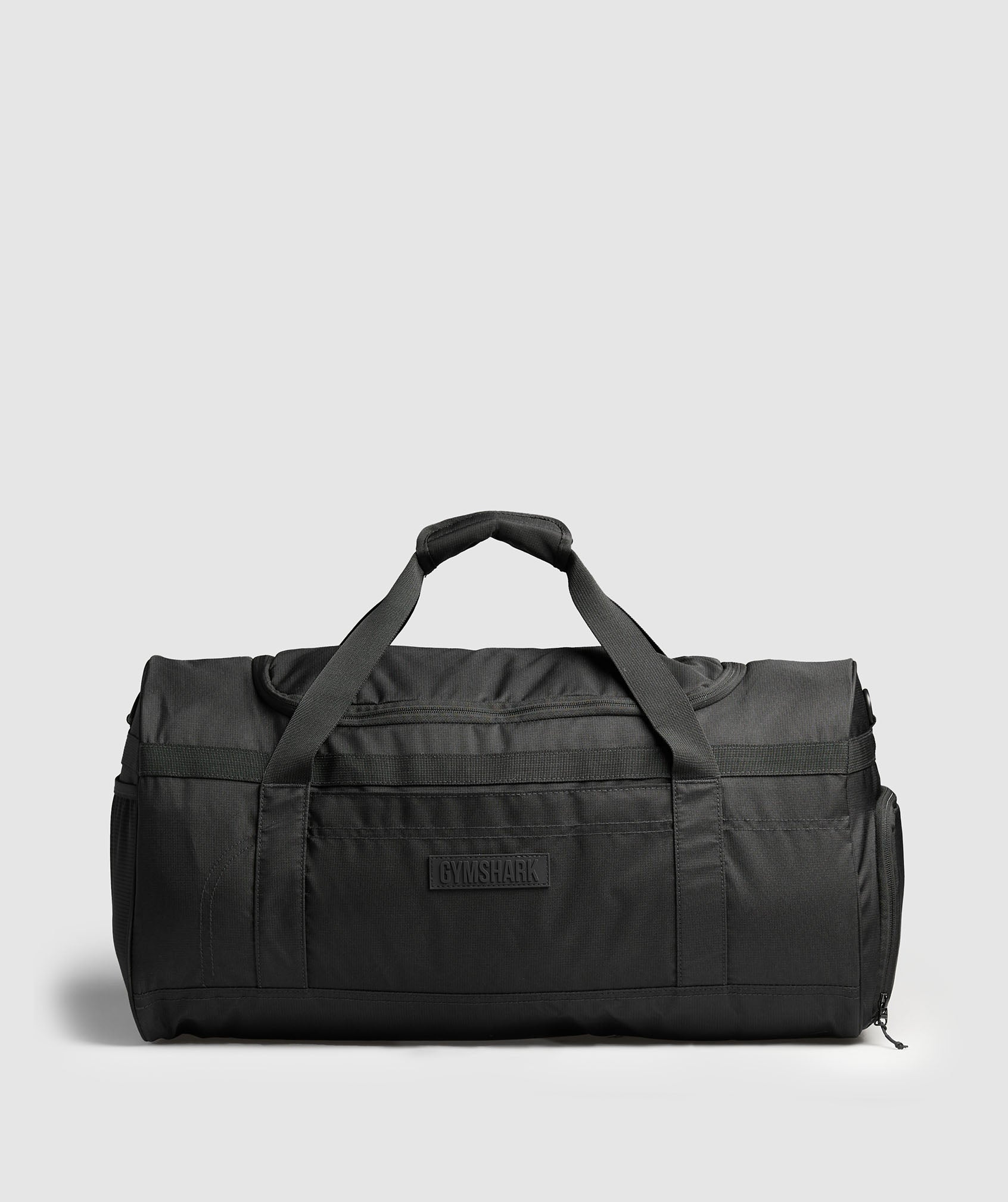 GYMSHARK Active Sport Duffel Bag - Medium Capacity, Sleek Black for Gym Essentials & Travel Gear