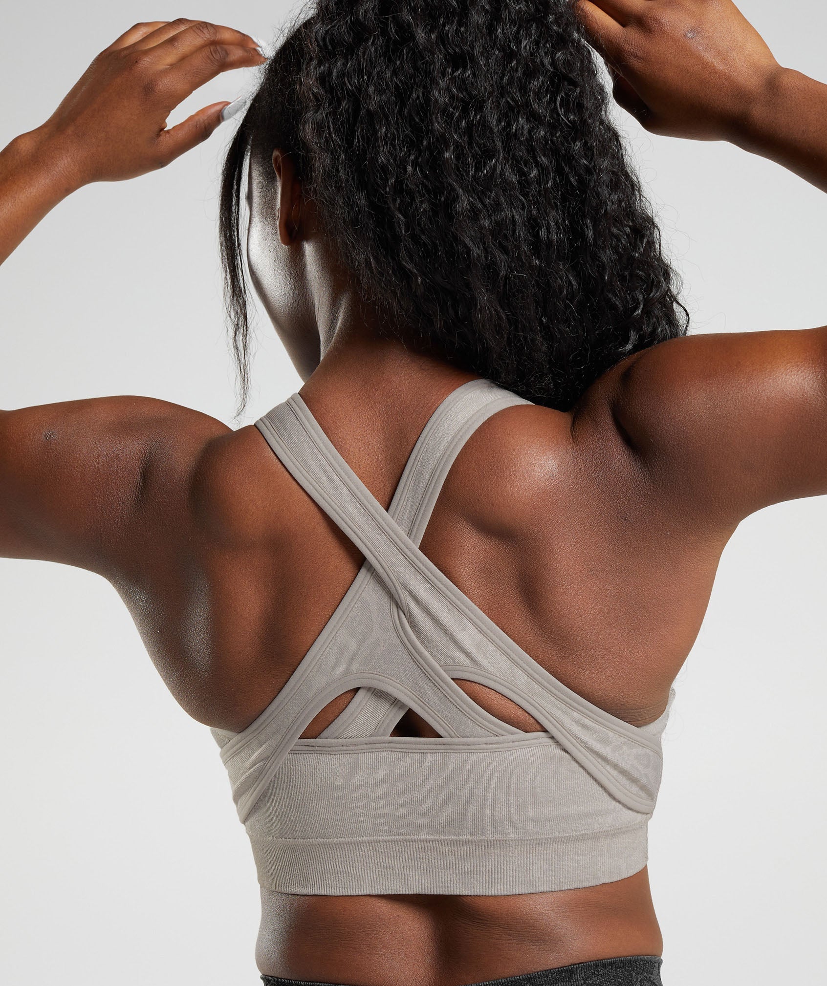GYMSHARK Adaptive Wildlife Seamless Training Bra - Urban Grey & Mushroom Brown Colorblock 