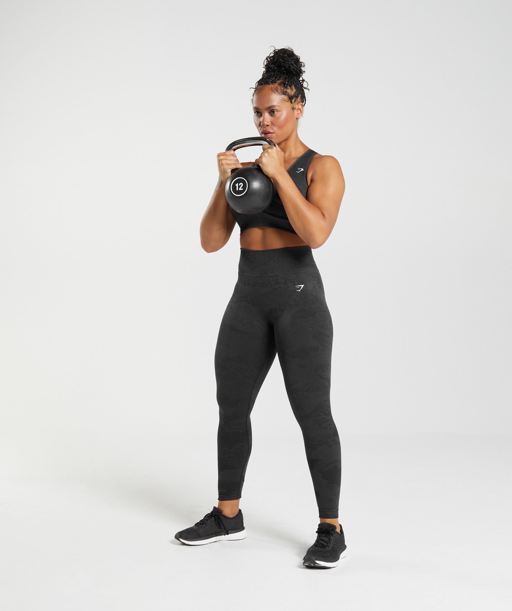 GYMSHARK Adaptive Camo-Print Seamless Workout Leggings - Sleek Black/Dark Grey Tones 