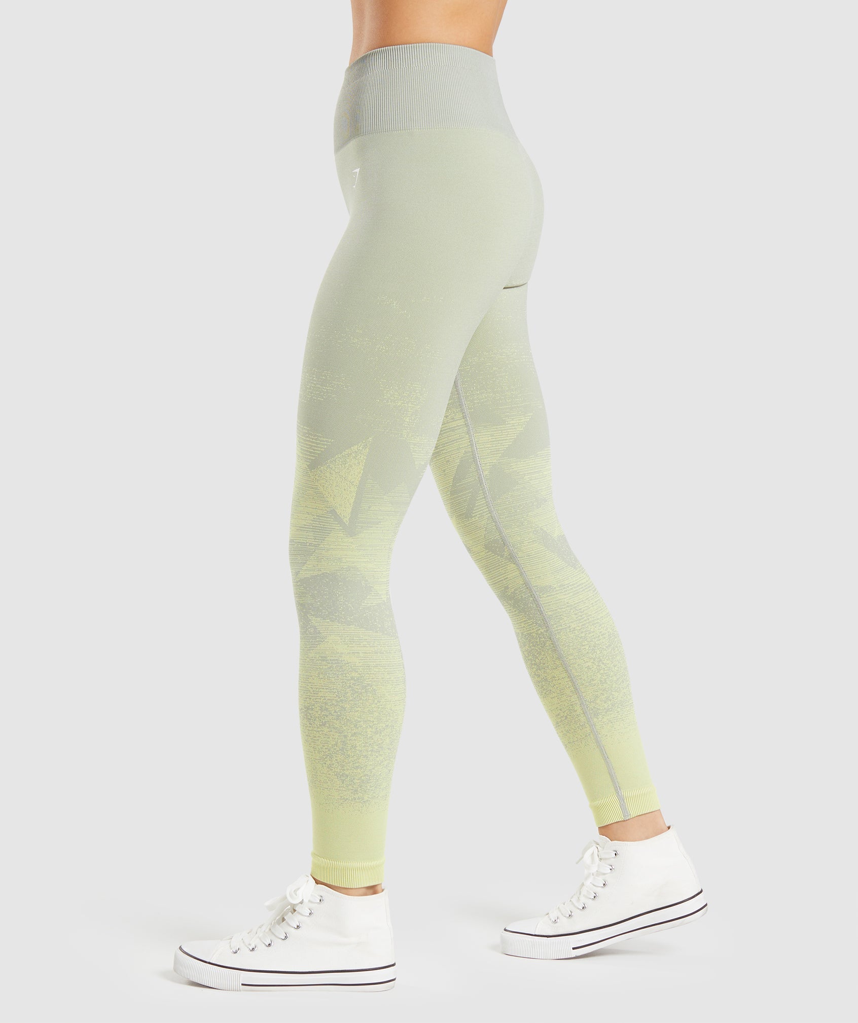 GYMSHARK Adapt Seamless Ombre Leggings with Triangle Mesh Detailing | Soft Taupe Grey