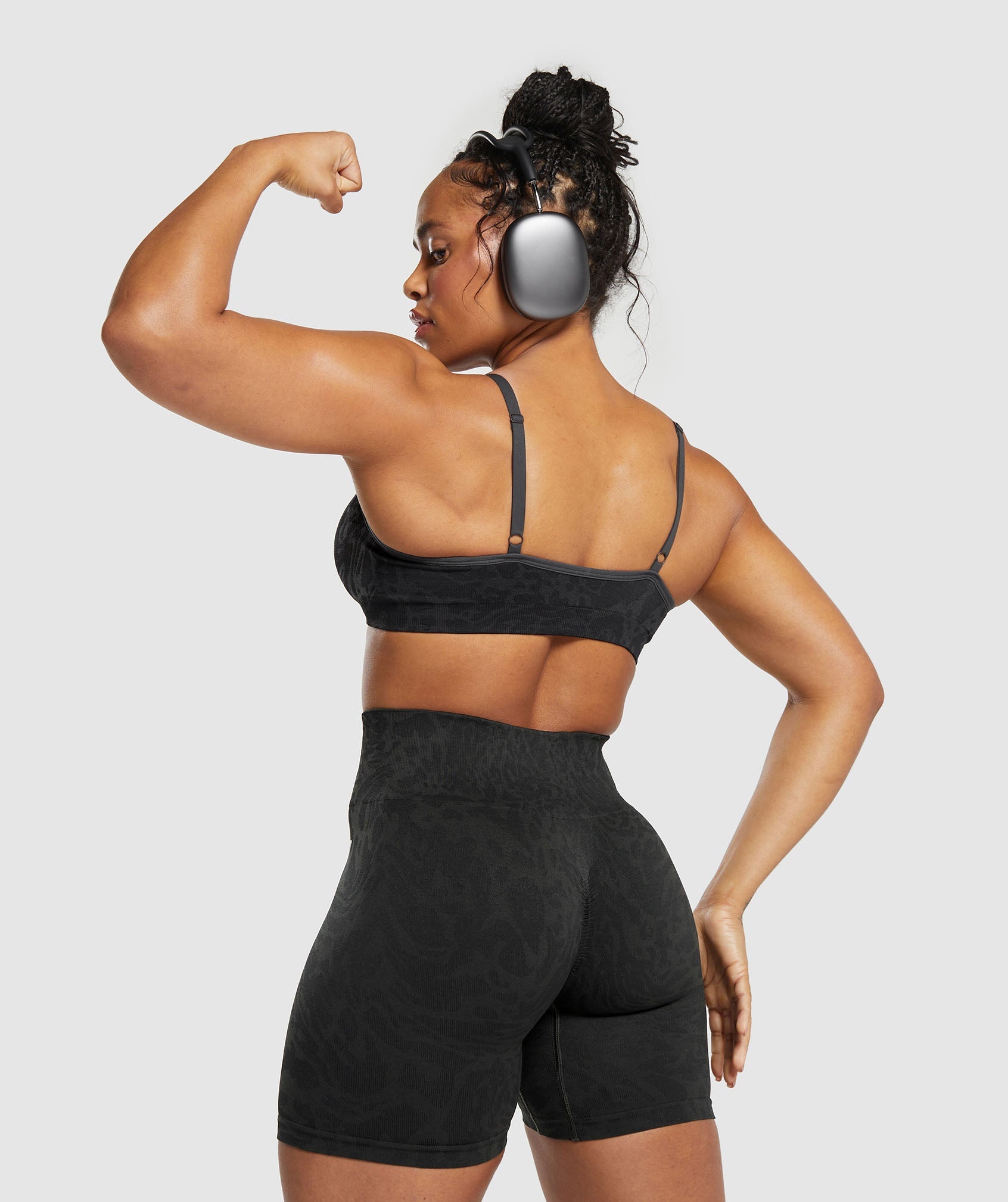 GYMSHARK Gymshark Adaptive Safari-Fit Training Shorts - Onyx Black/Charcoal Grey