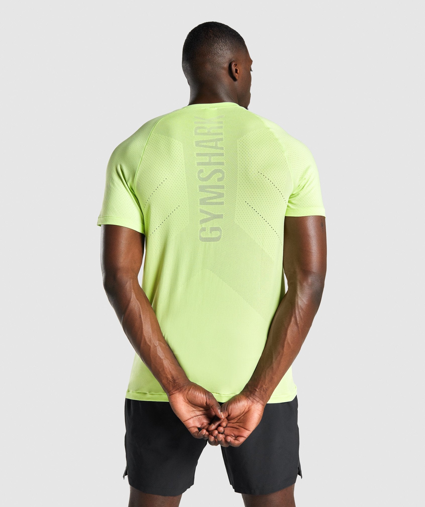 GYMSHARK Apex Performance Workout Tee - Vibrant Emerald Green 