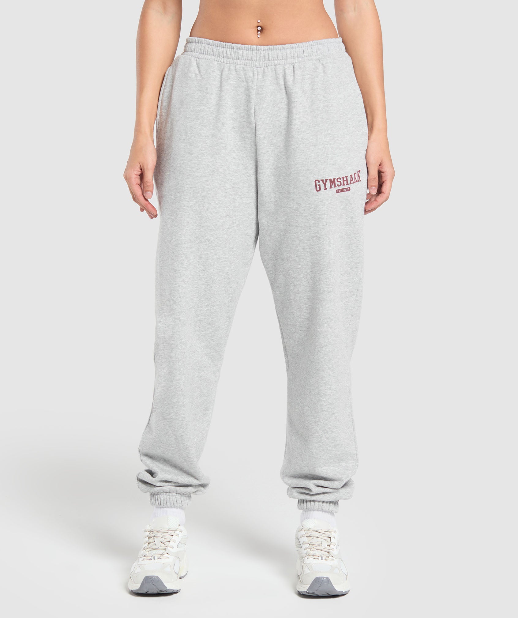 GYMSHARK Gymshark University-Inspired Brushed Terry Sweatpants - Cozy Athletic Lounge Pants in Heather Gray Marl
