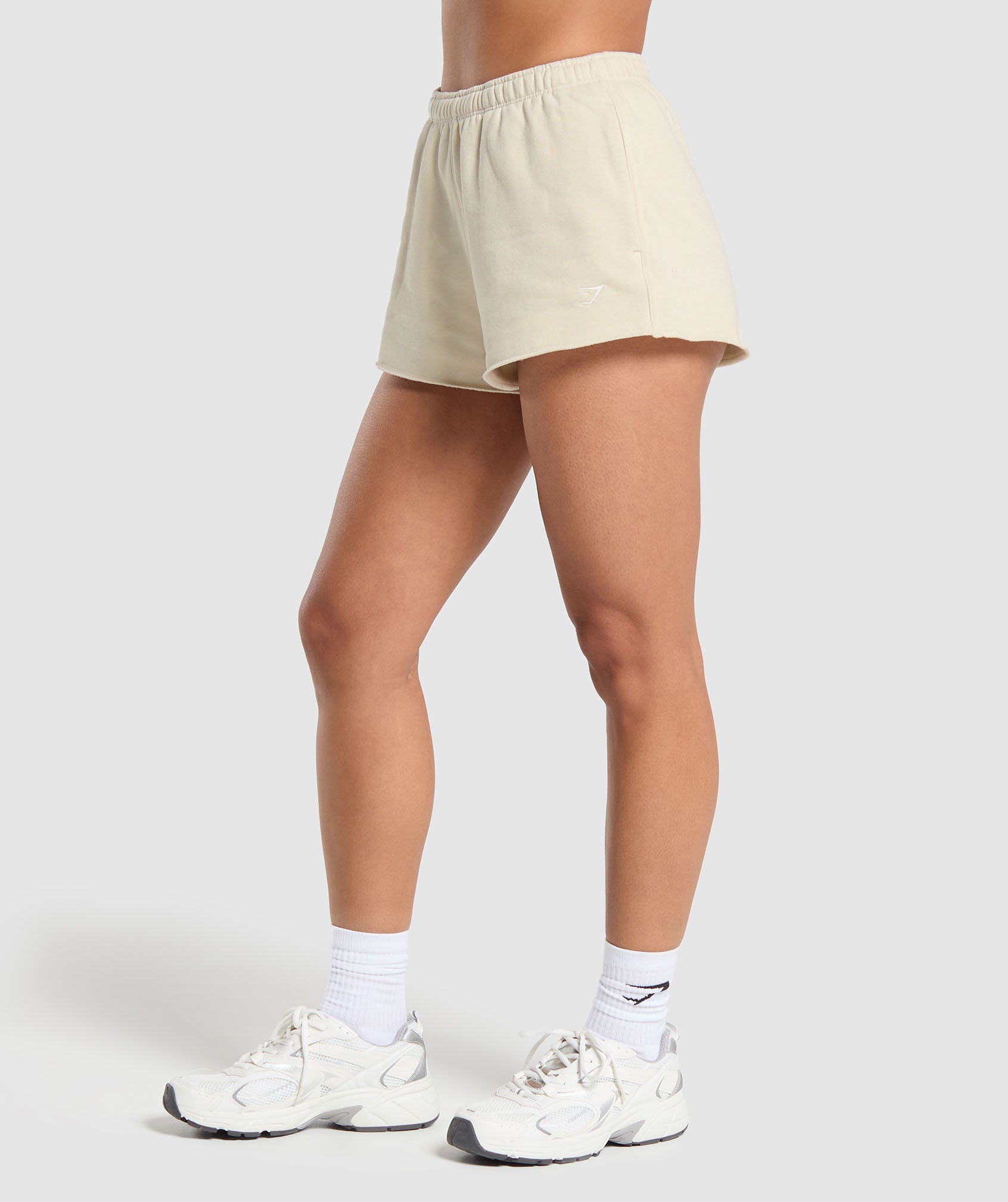 GYMSHARK Cozy Fleece Workout Shorts - Soft Ecru White Comfort Fit 