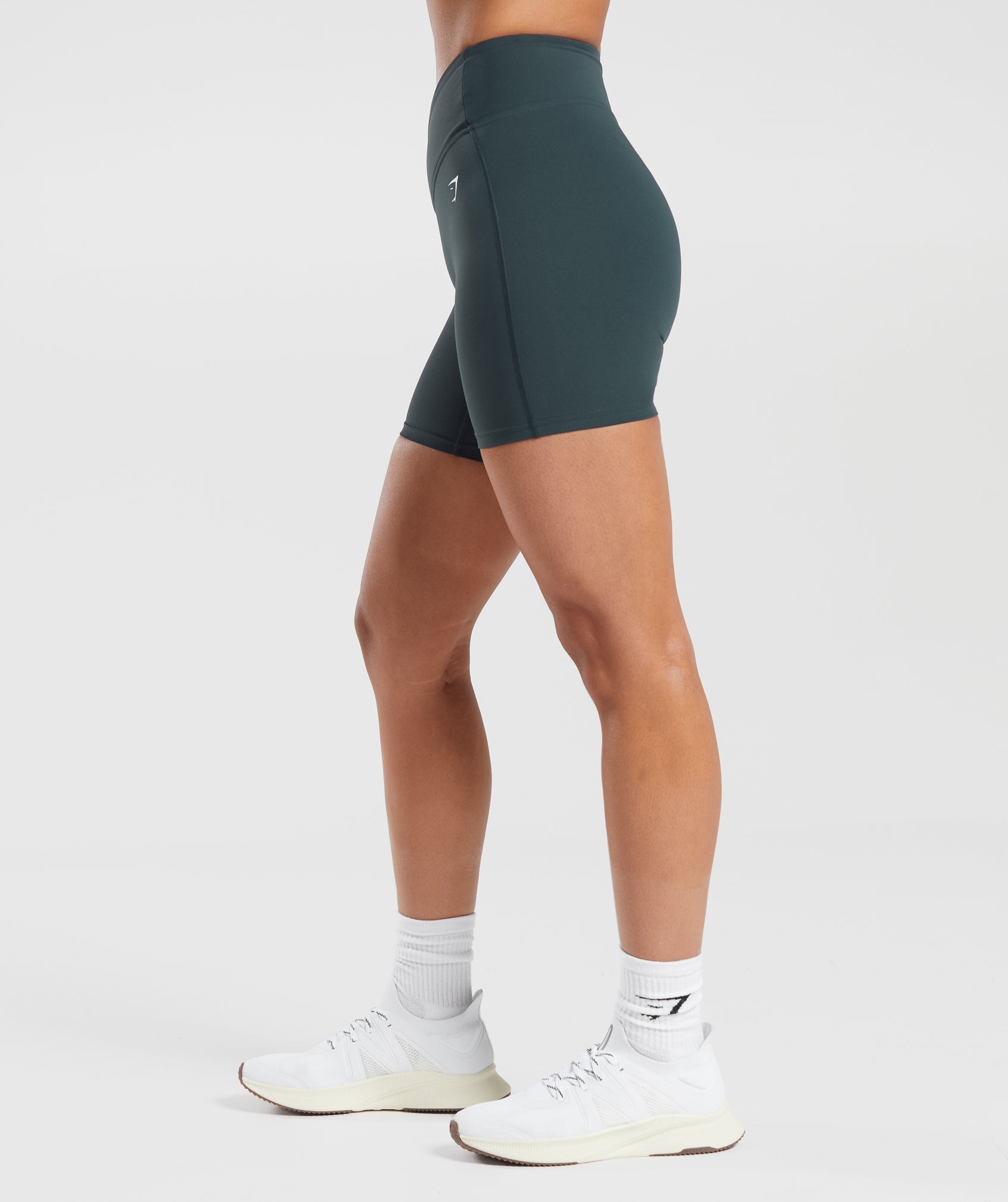 GYMSHARK GYMSHARK Performance Training Shorts - Athletic Crossover Design in Rich Deep Teal Shade