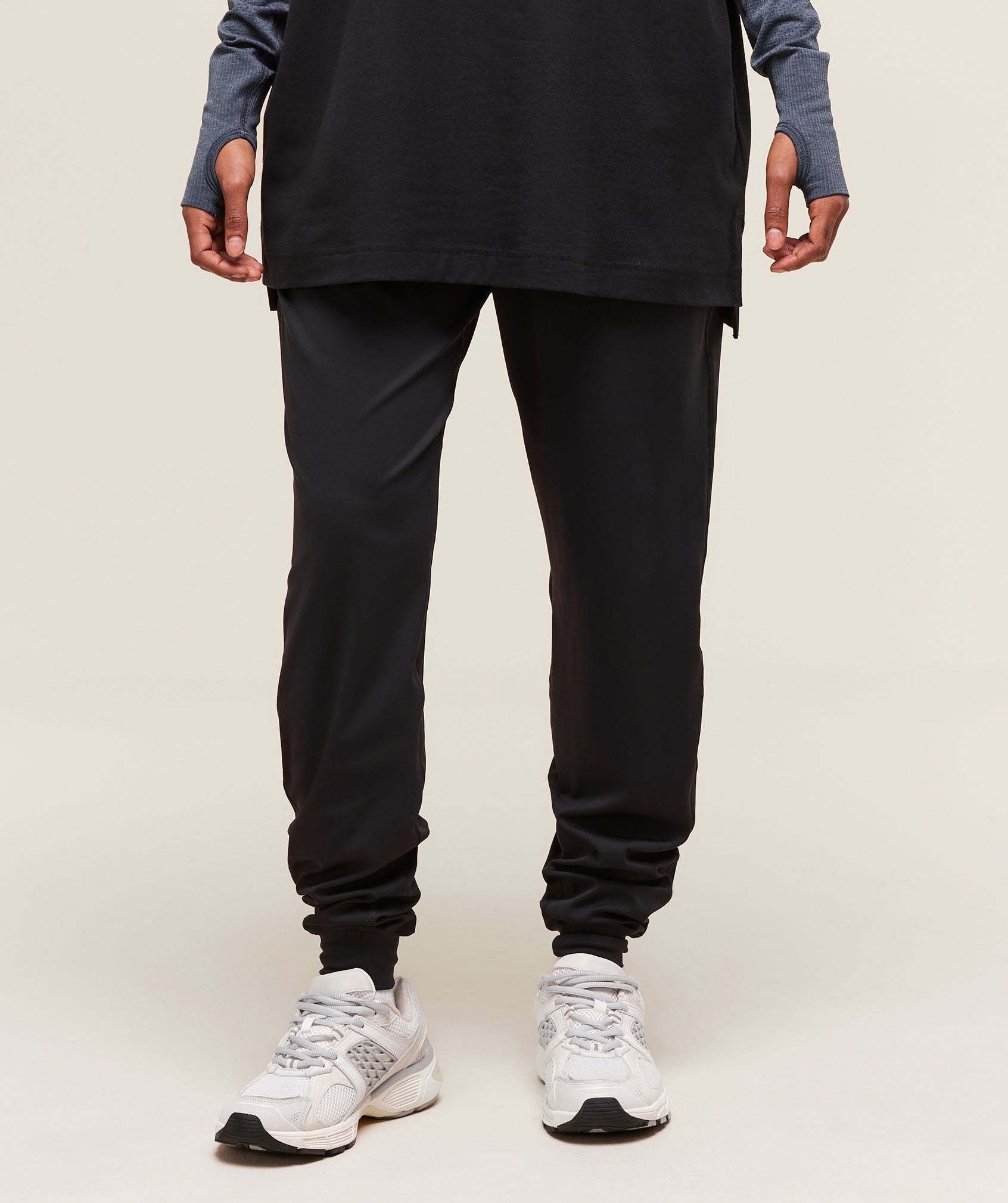 GYMSHARK Men's Training Jogger Pants in Midnight Black