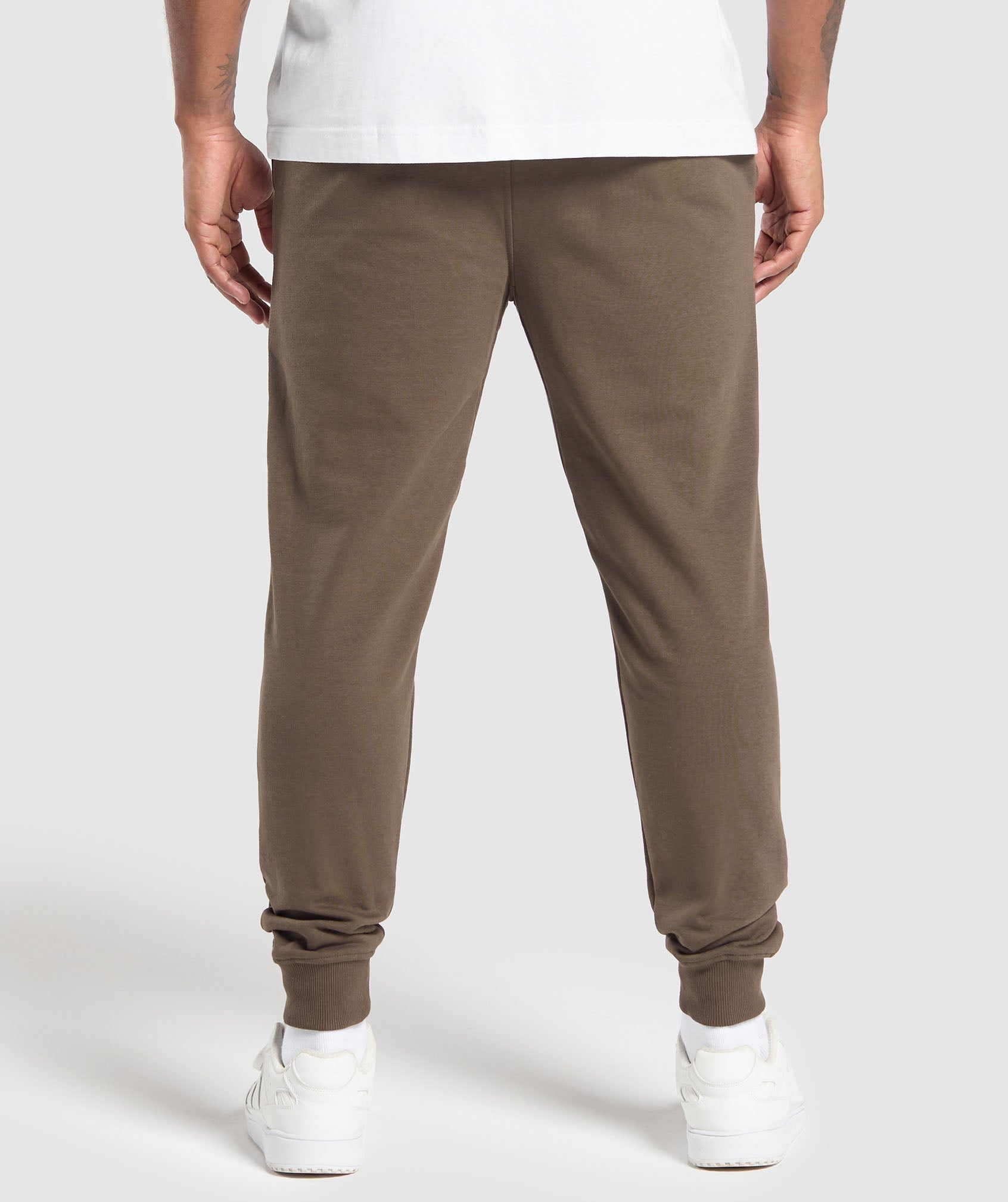 GYMSHARK Performance Crest Joggers - Soft Walnut Brown Tapered Fit 