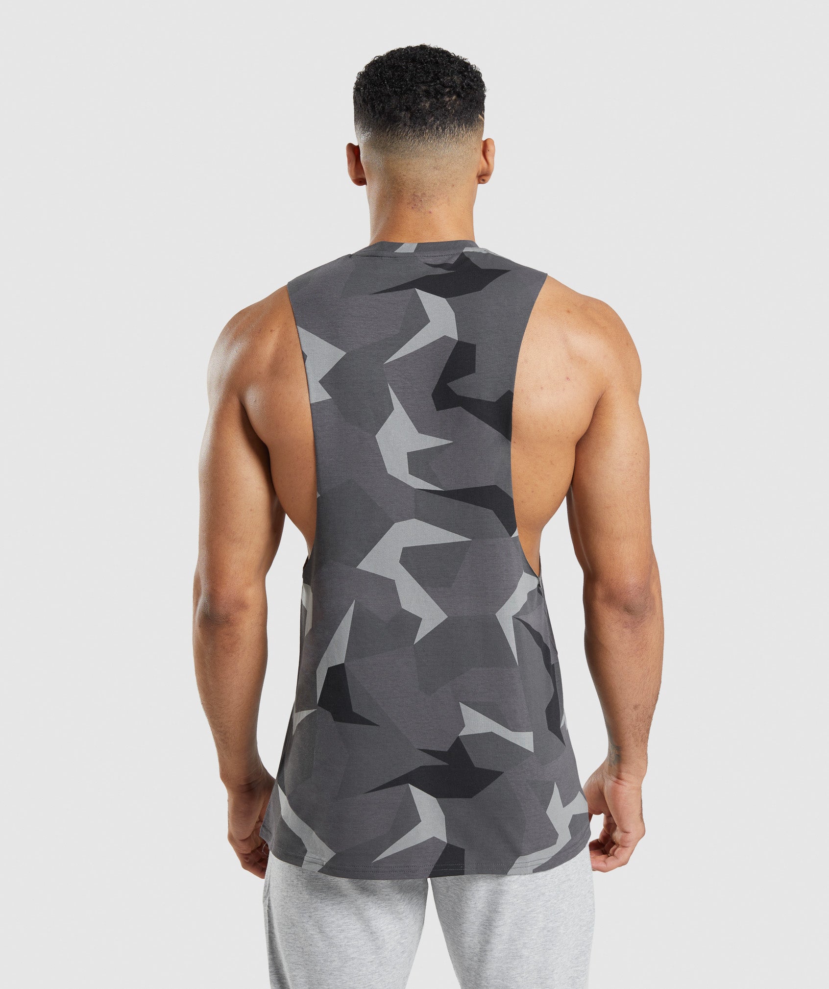 GYMSHARK Gymshark Critical Edge Sleeveless Tank - Breathable Performance Top with Black Graphic Design 