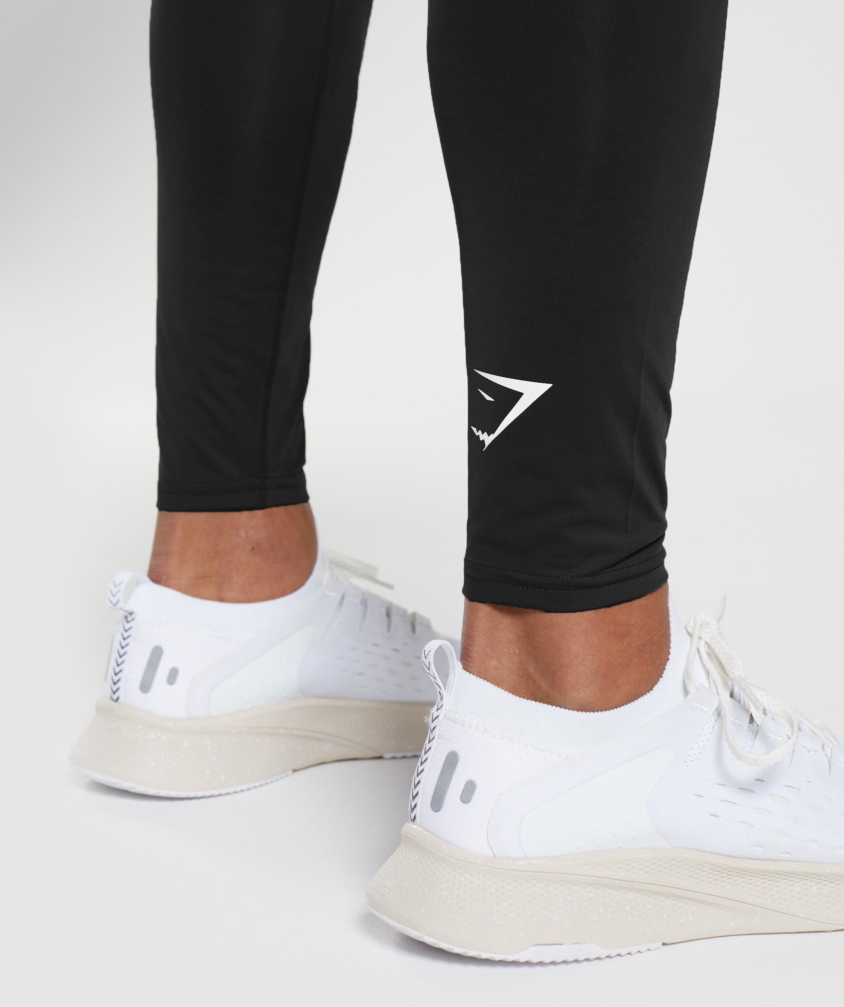GYMSHARK Gymshark Element High-Performance Base Layer Leggings - Sleek Black 