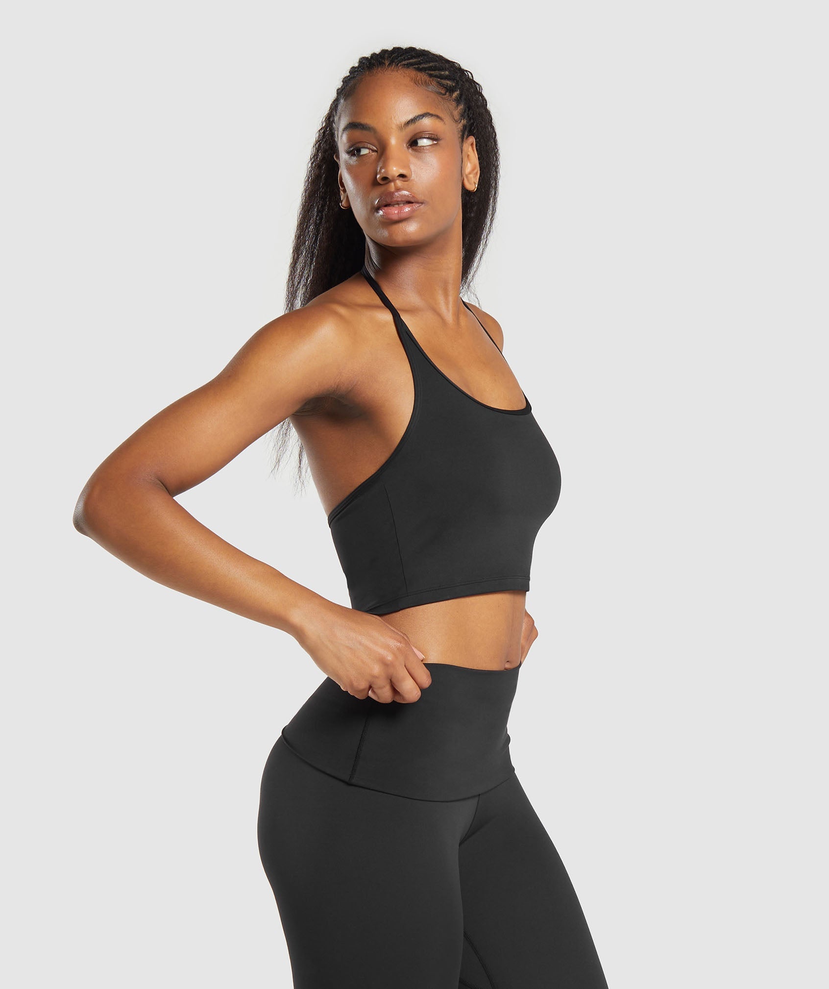 GYMSHARK GYMSHARK Stylish & Ultra-Comfy Everyday One-Shoulder Cropped Tee in Sleek Black 