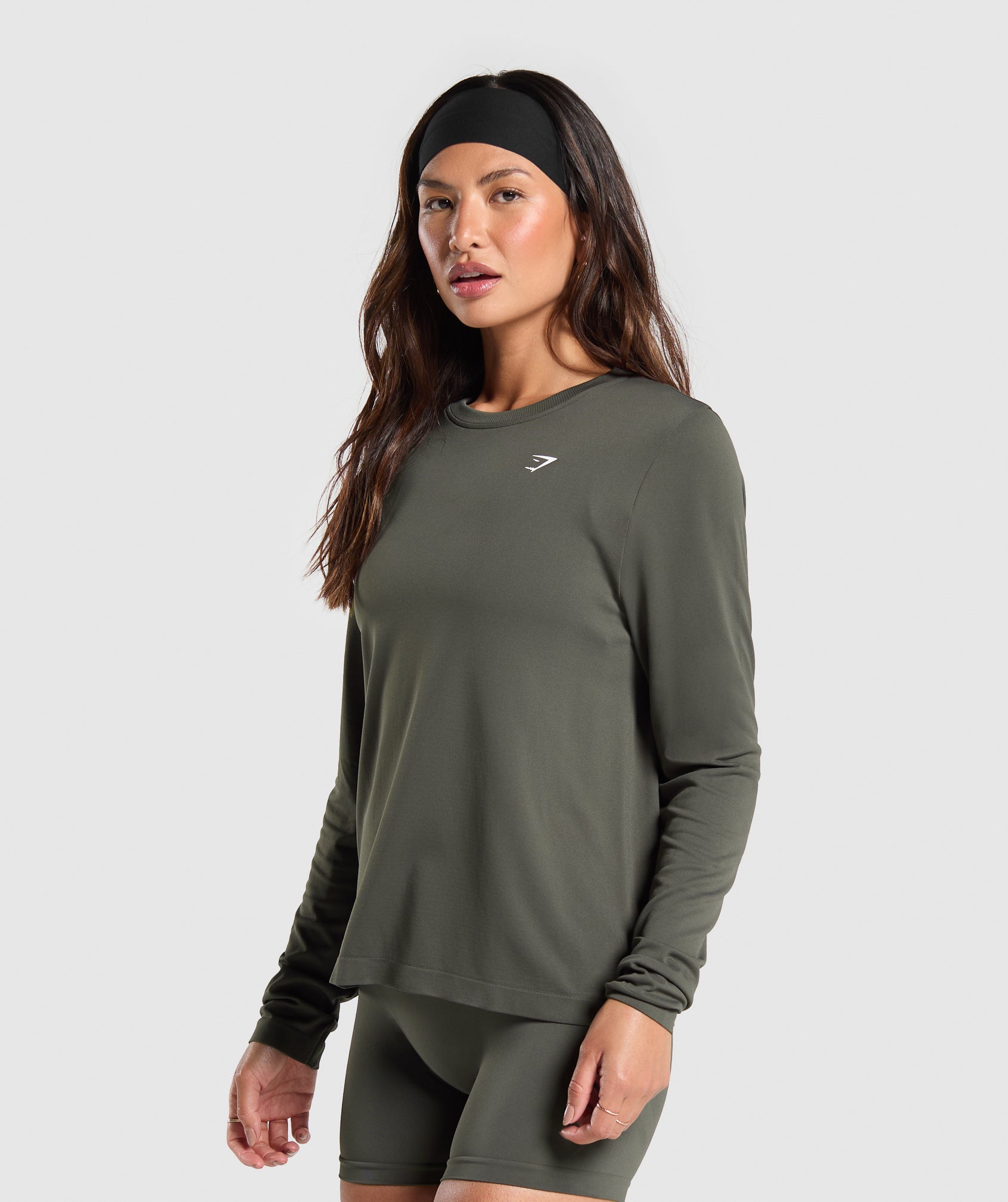 GYMSHARK Gymshark Daily Wear Smooth-Fit Long-Sleeve Shirt in Power Green - Soft & Breathable Women's Workout Apparel 