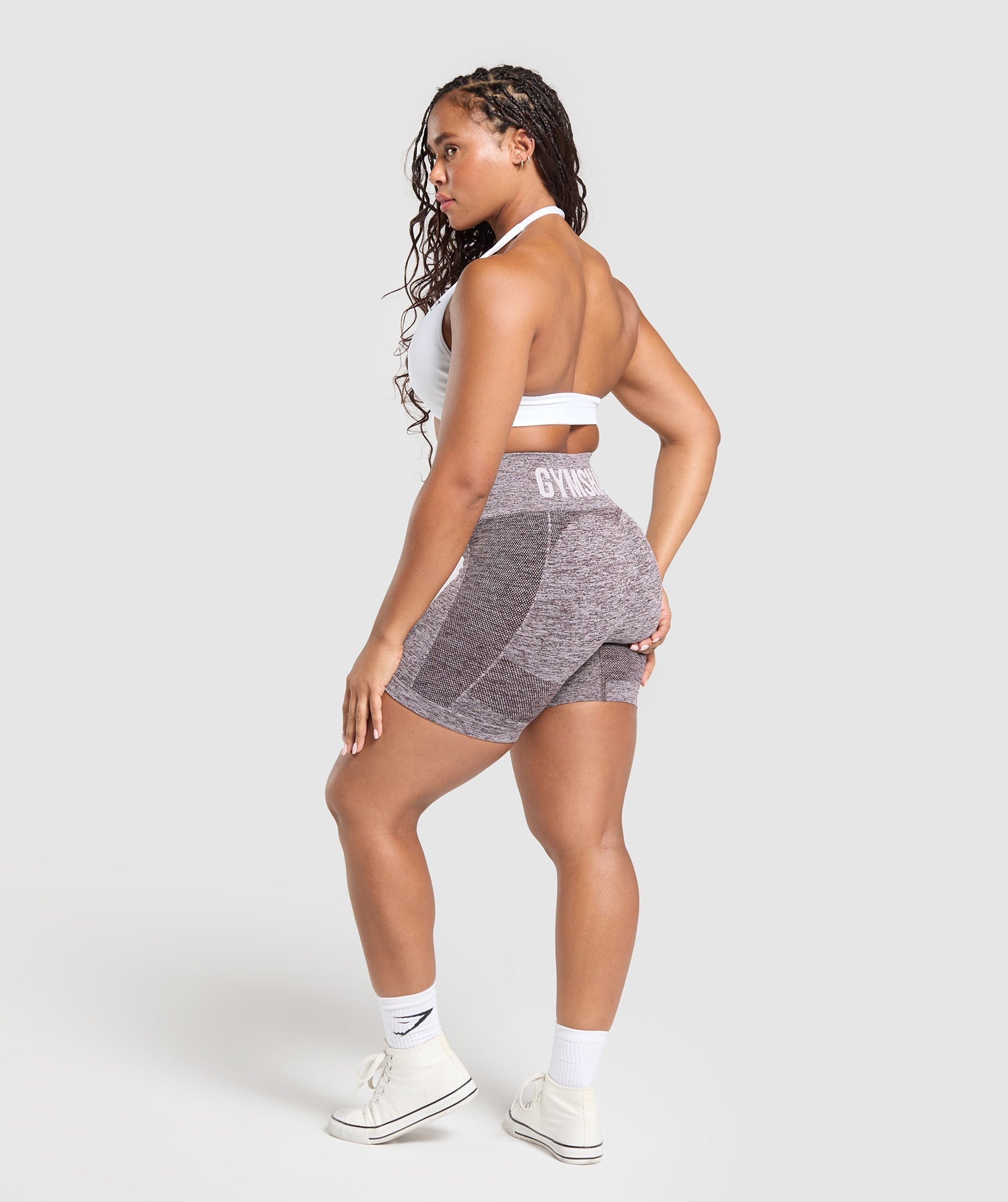 GYMSHARK Flex Training Shorts - Moisture-Wicking Plum Brown & White Marl Colorblock