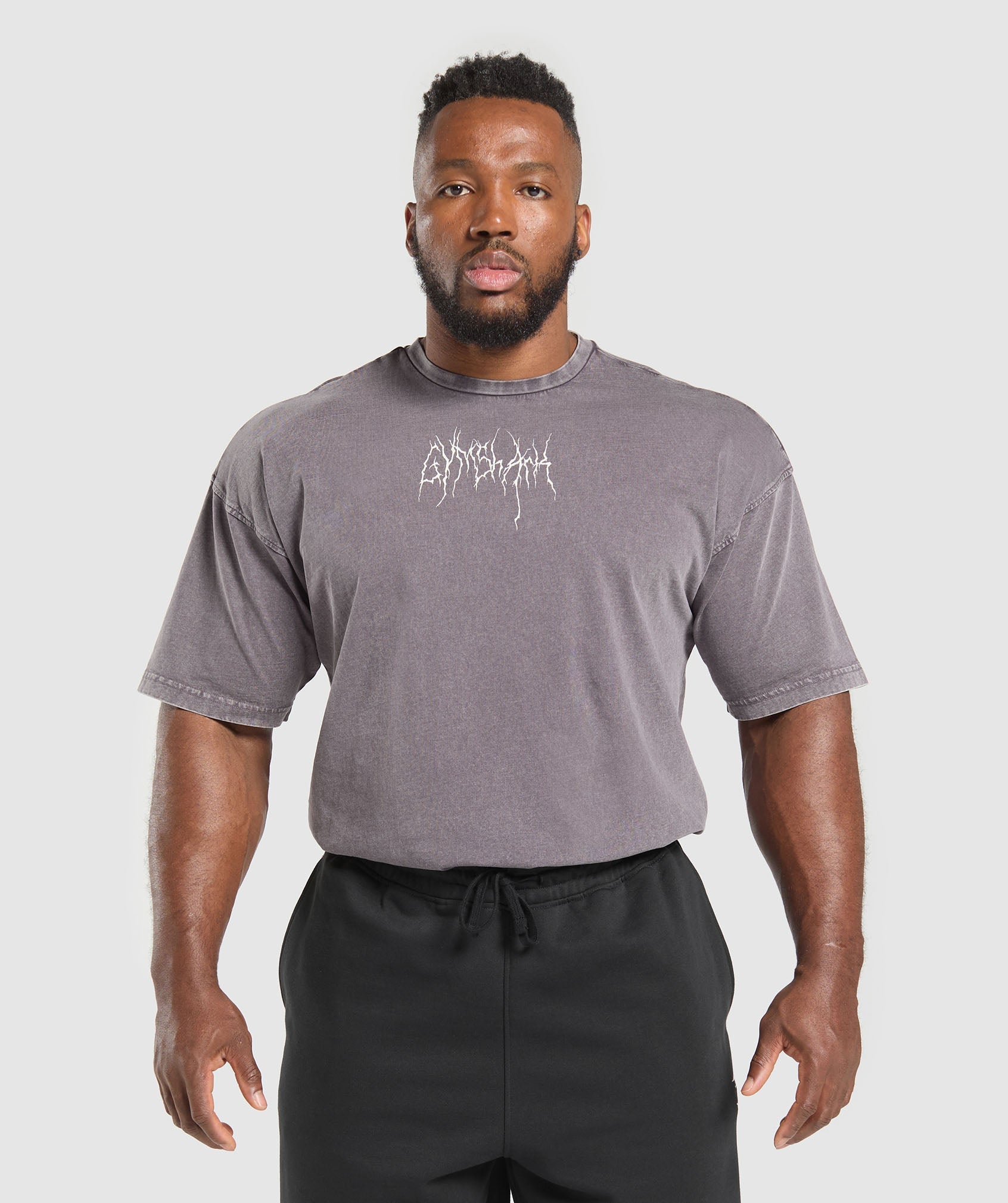 GYMSHARK Vintage-Inspired Art Print Tee - Soft Washed Lilac Acid Finish