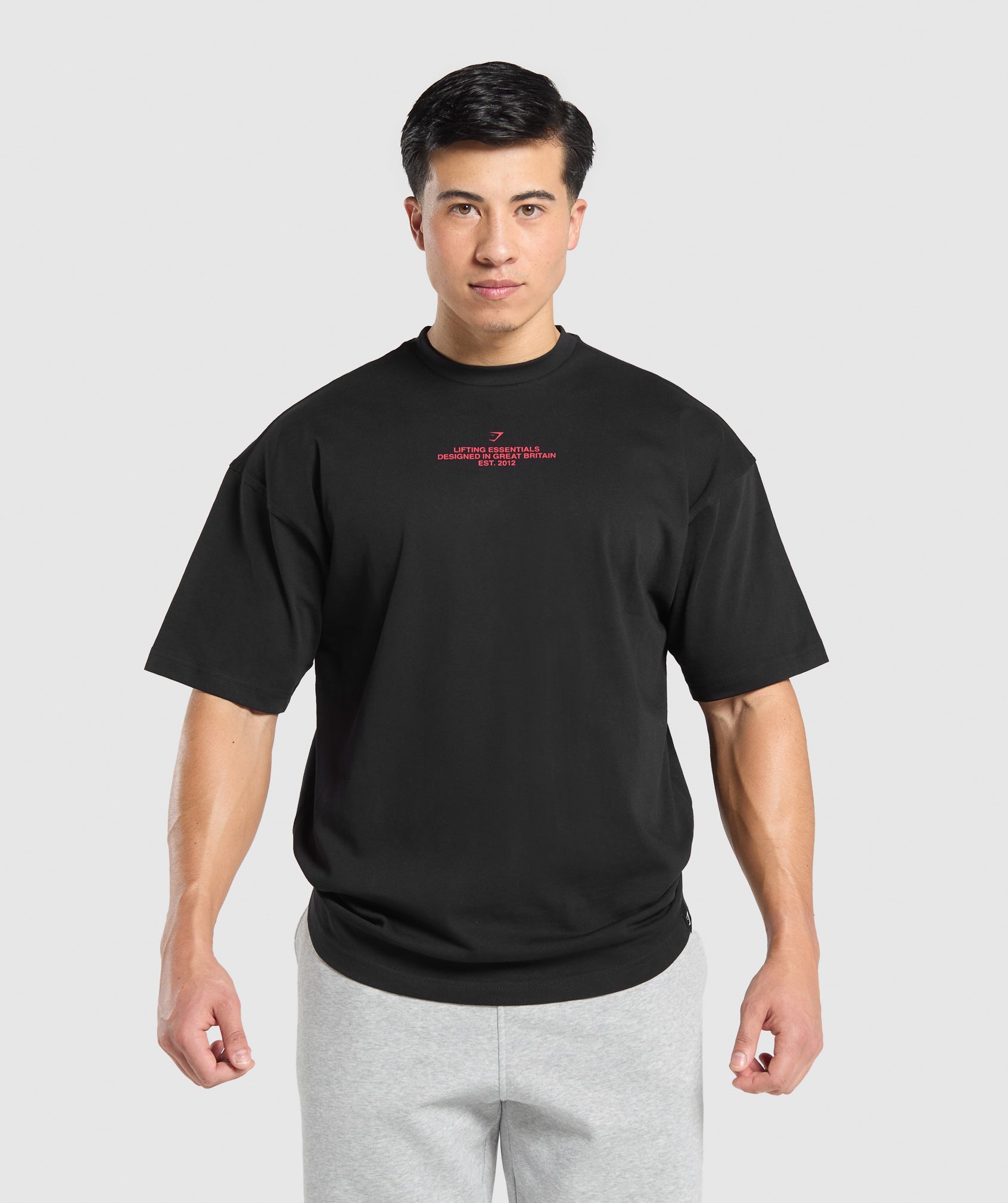 GYMSHARK Strength Training Essential Graphic Tee - Onyx Black 