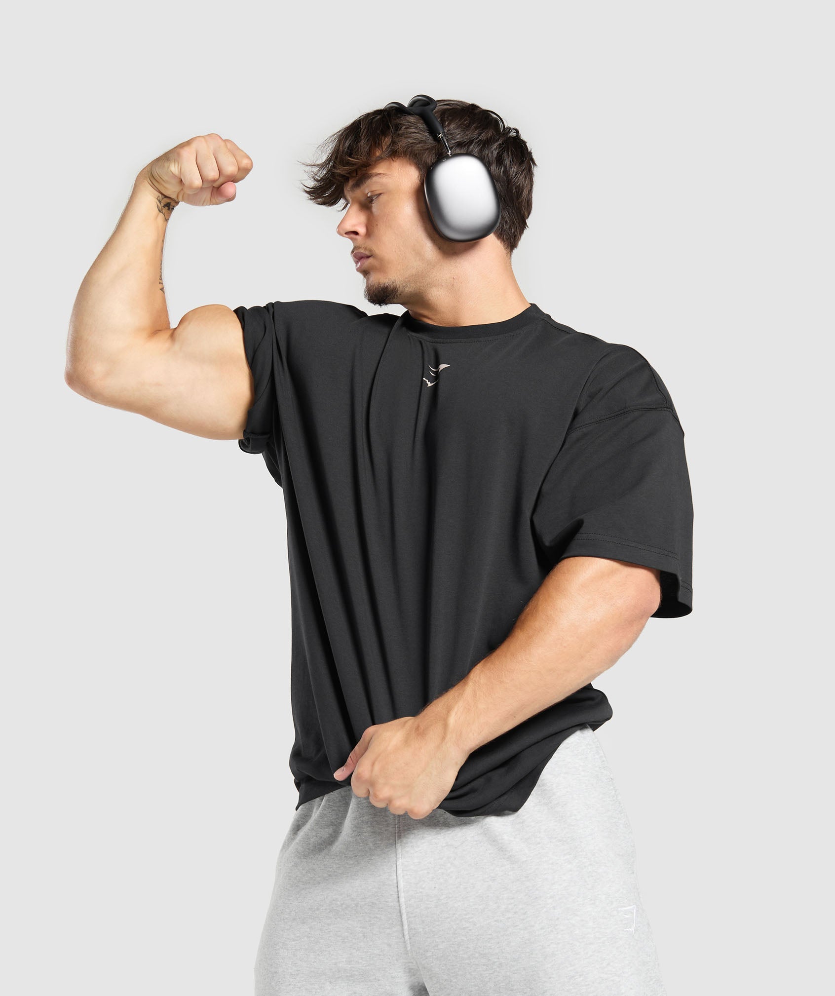 GYMSHARK Strength Club Performance Tee - Black & Light Grey 