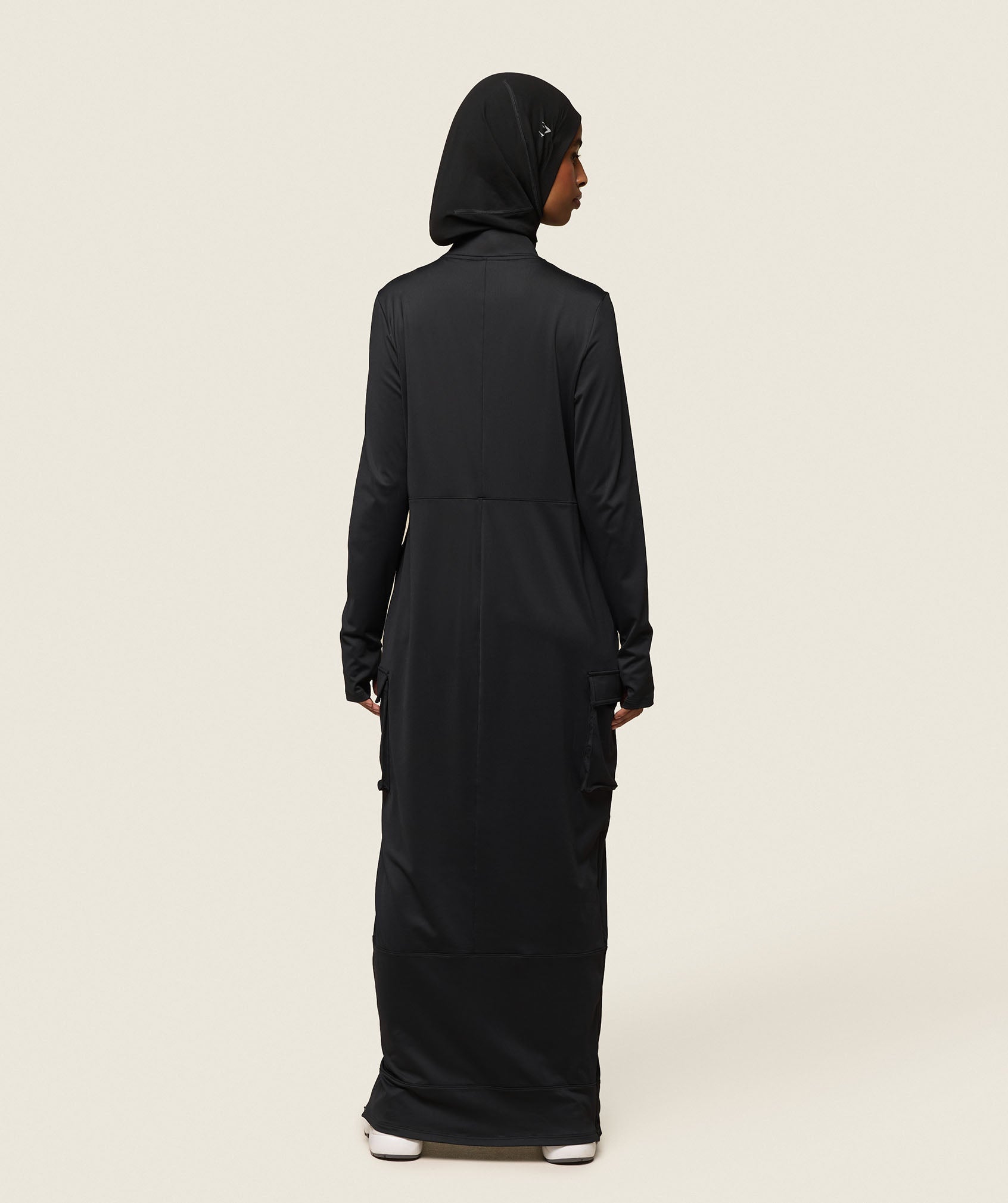 GYMSHARK Gymshark GS x Leana Deeb Modest Training Abaya - Onyx Black 