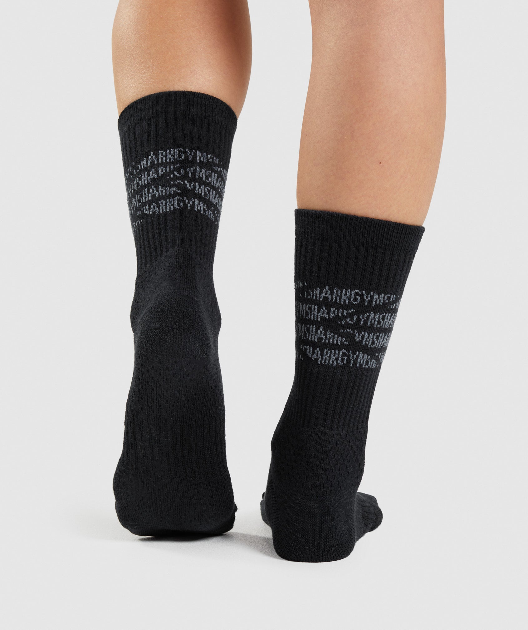GYMSHARK GYMSHARK Essential Performance Athletic Crew Socks 1-Pack - Charcoal Heather/Black