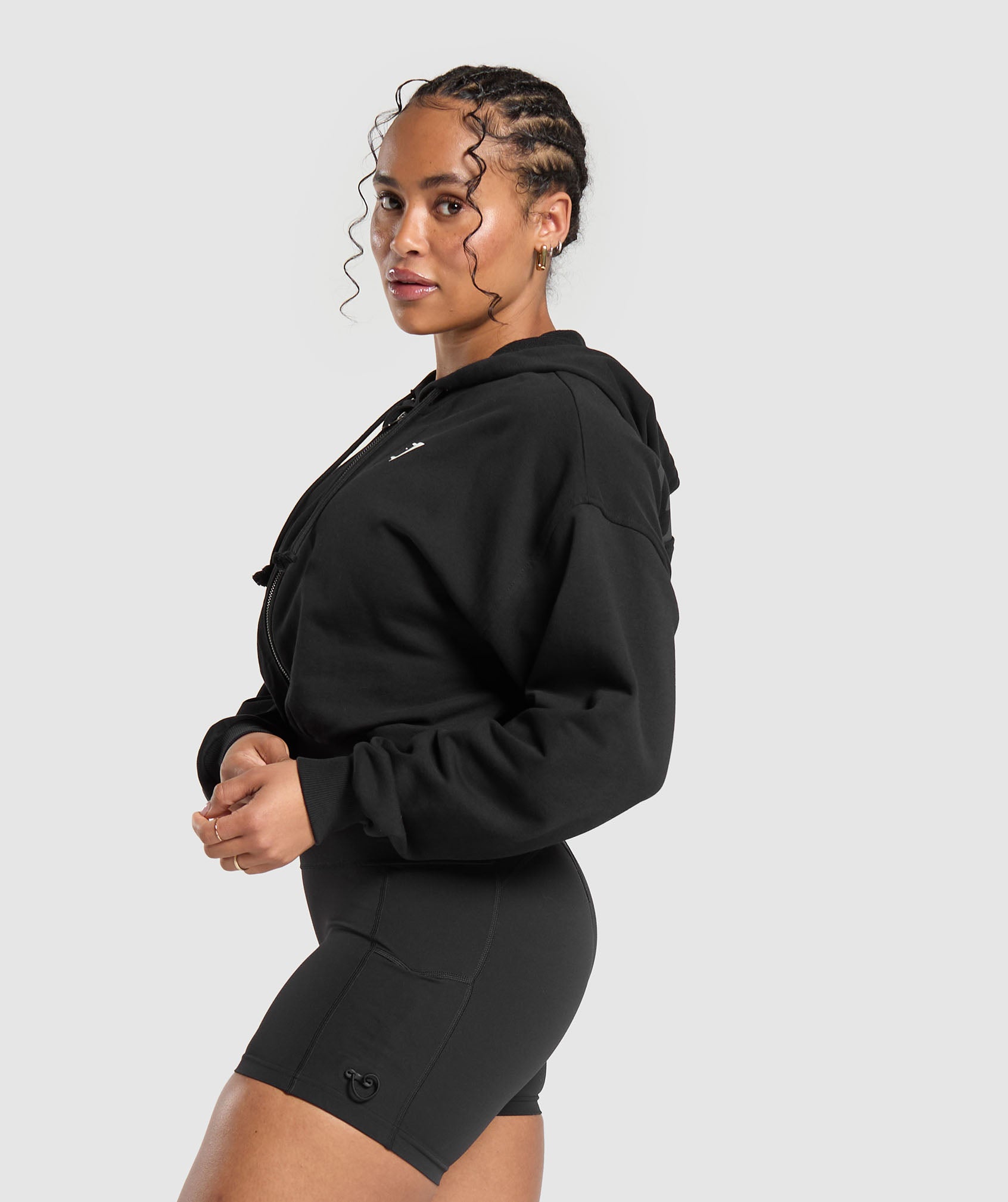 GYMSHARK Gymshark Mid-Length Zip-Up Hooded Sweatshirt - Power Training Essential in Sleek Black 