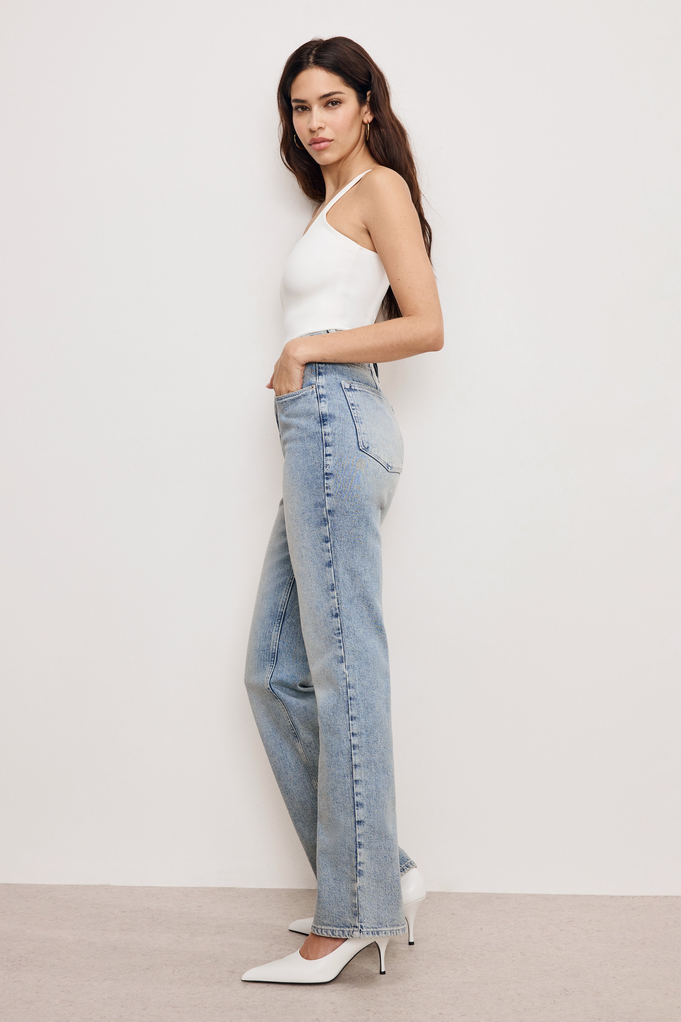 GOOD AMERICAN Classic Straight-Leg Jeans | Indigo Wash 750
