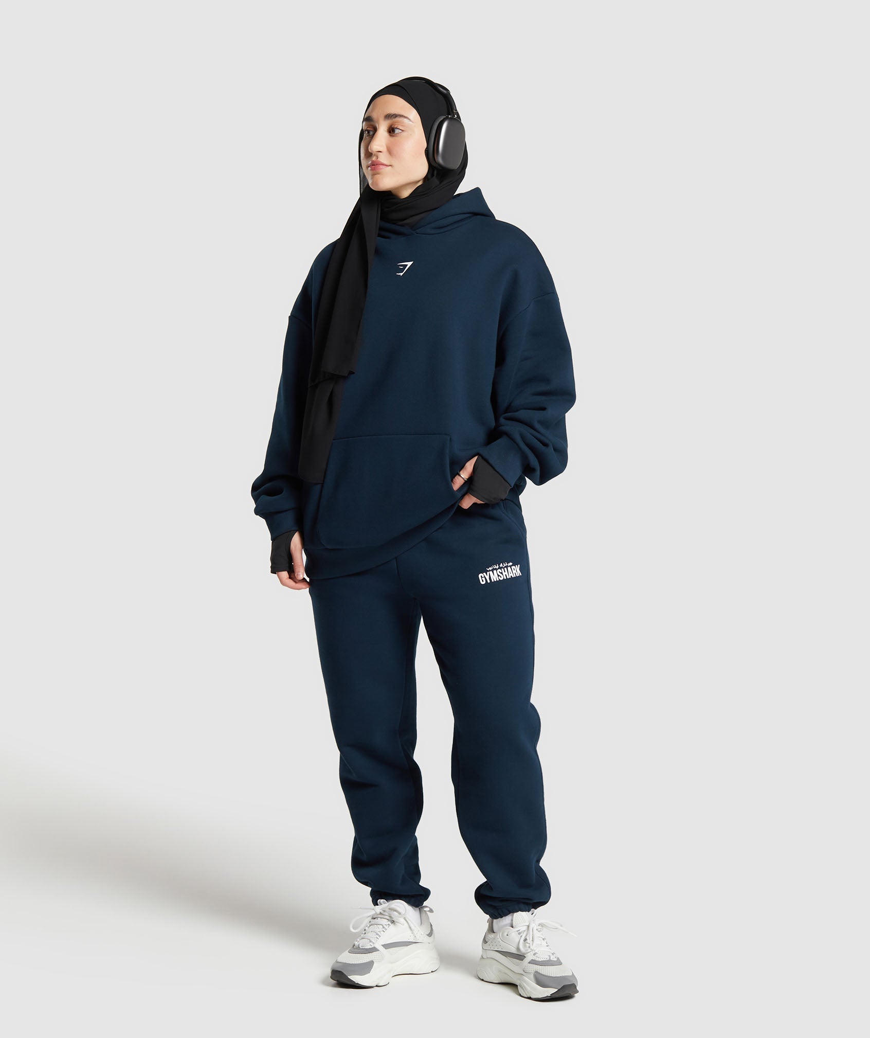 GYMSHARK GS X Leana Deeb Cozy Oversized Crewneck Sweatshirt - Navy Blue Graphic Design 