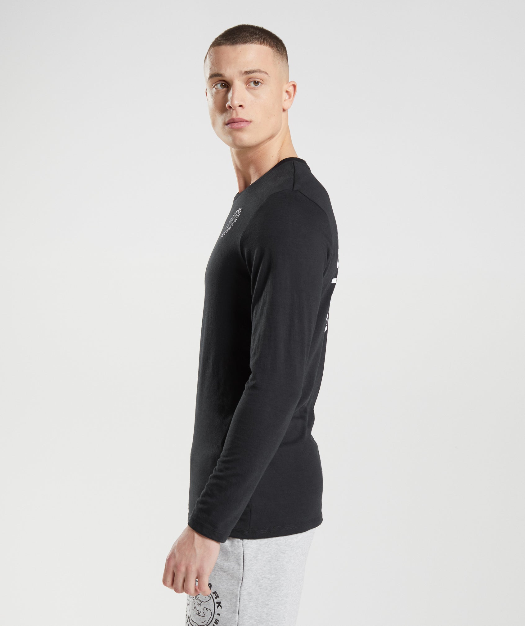 GYMSHARK Classic Long Sleeve Performance Tee - Jet Black Athletic Comfort 