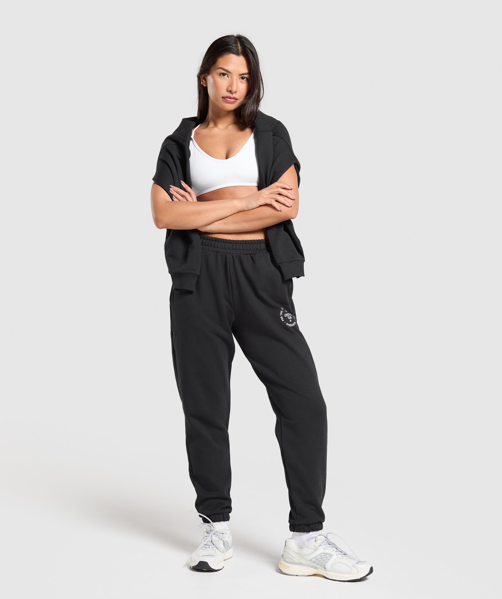 GYMSHARK Performance Lifestyle Training Joggers with Graphic Detailing - Sleek Black 