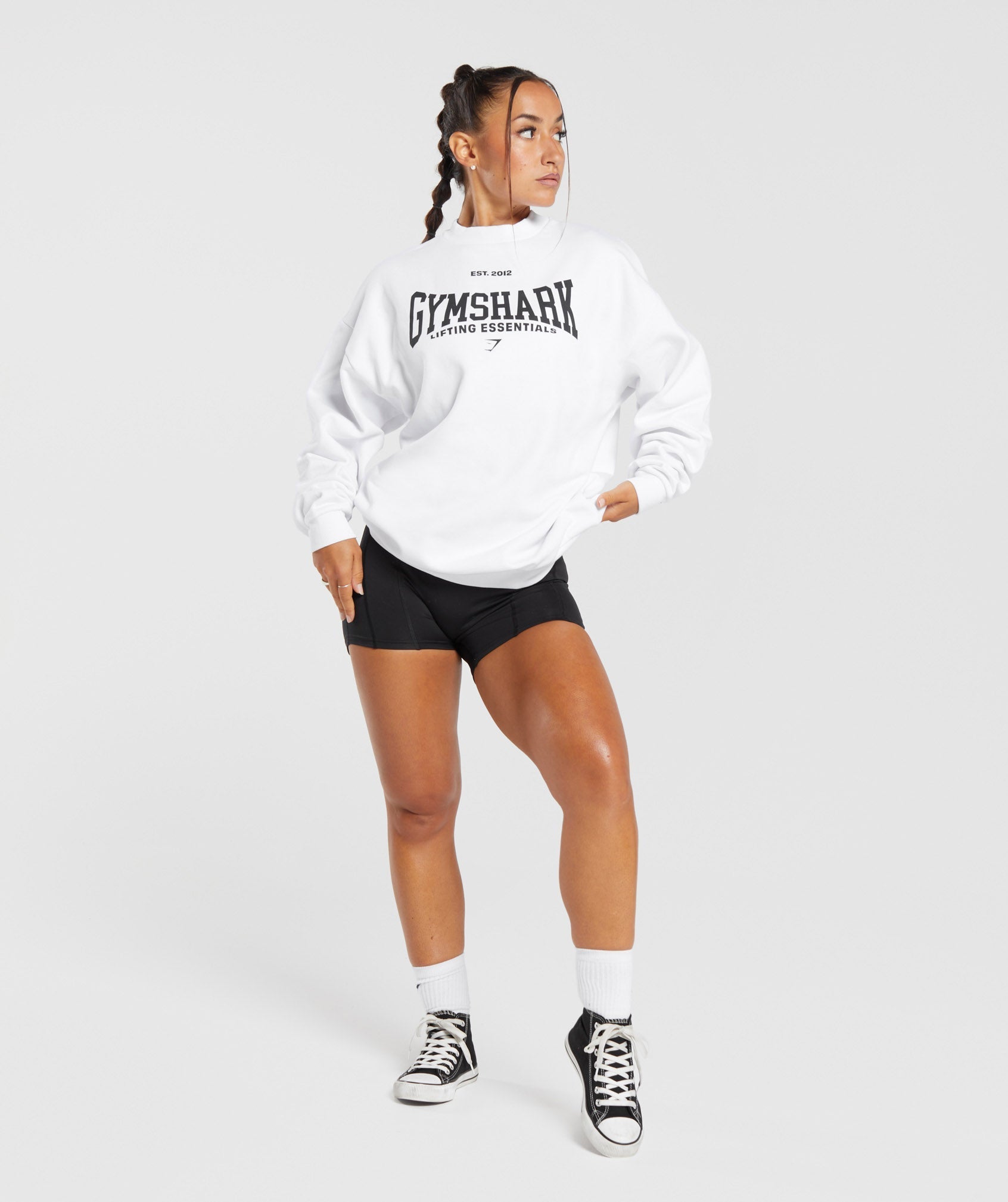 GYMSHARK GYMSHARK Training Relaxed Fit Crewneck - Bold Graphic Print, Heather White for Gym & Everyday Wear