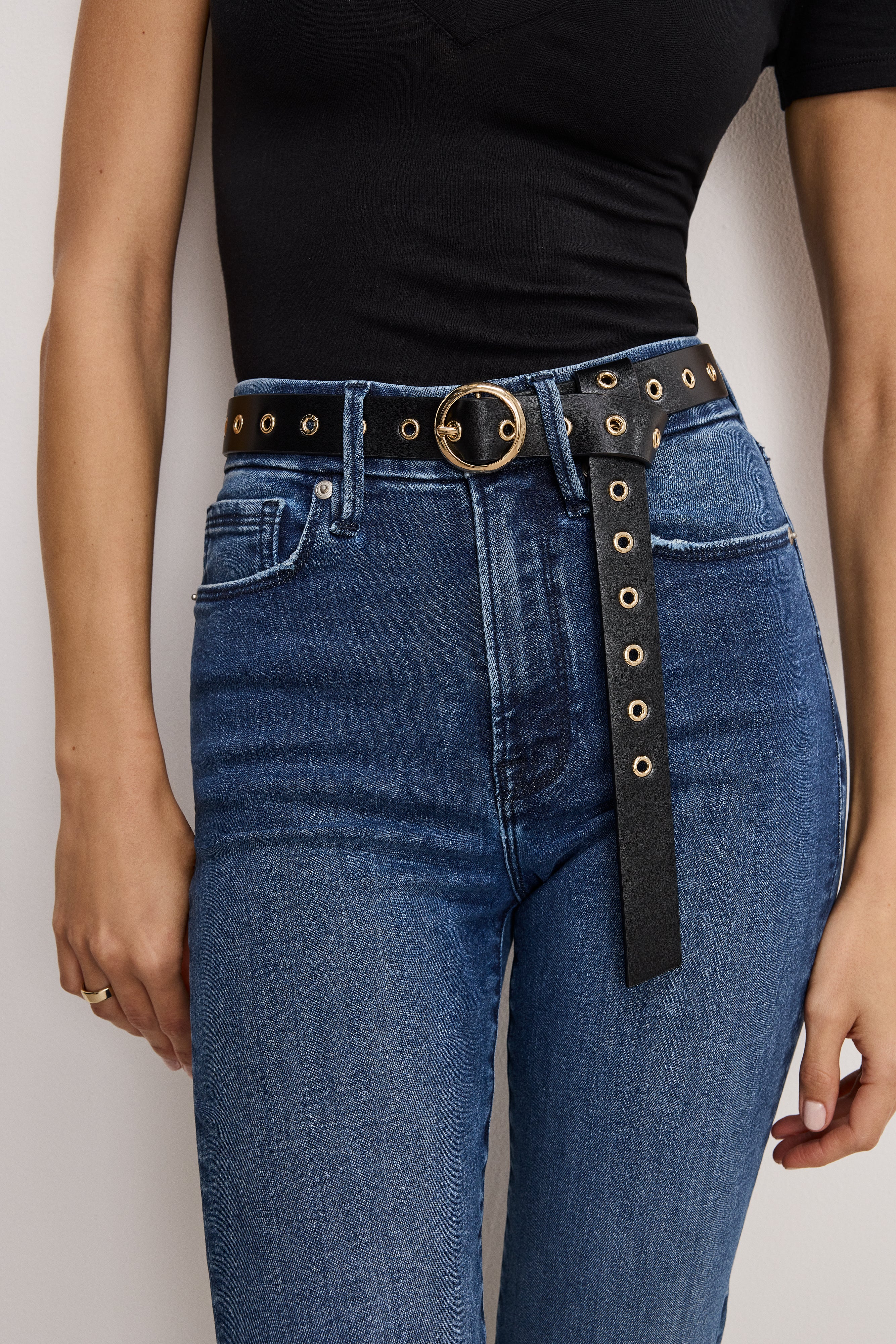 GOOD AMERICAN Slim Perforated Belt with Adjustable Waist Cinch - Onyx Black