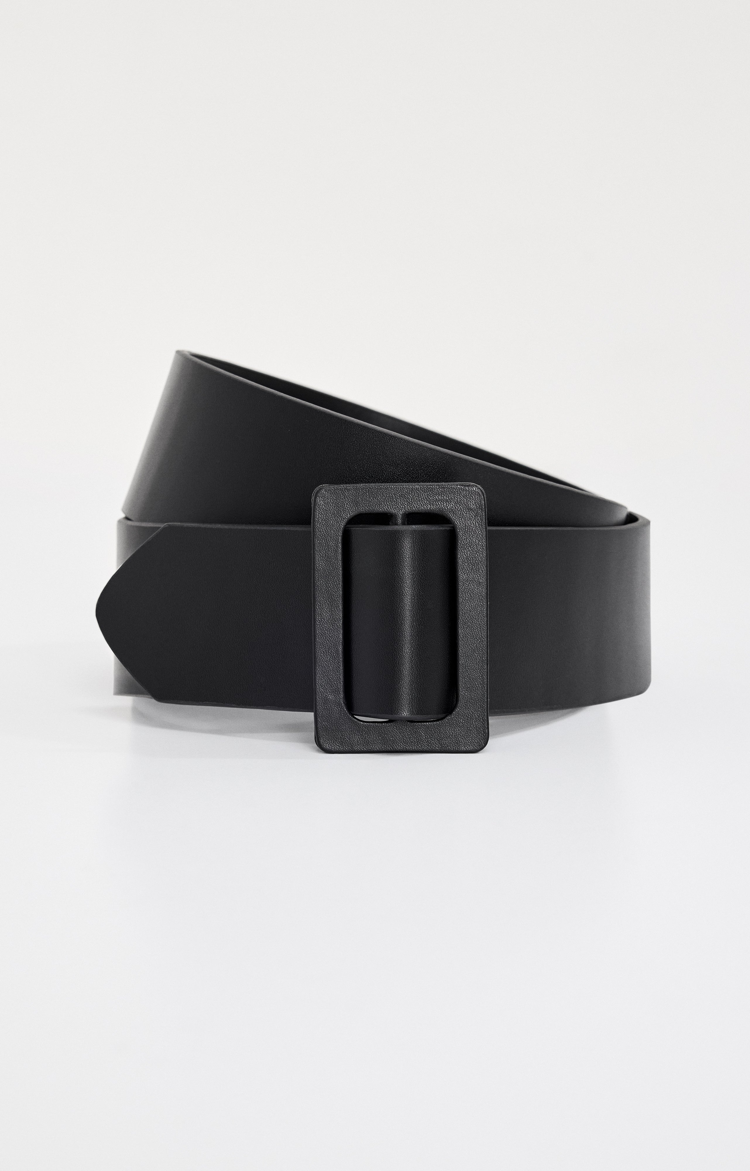 GOOD AMERICAN No-Seam Wide Waistband Belt | Adjustable Stretch Design | BLACK001