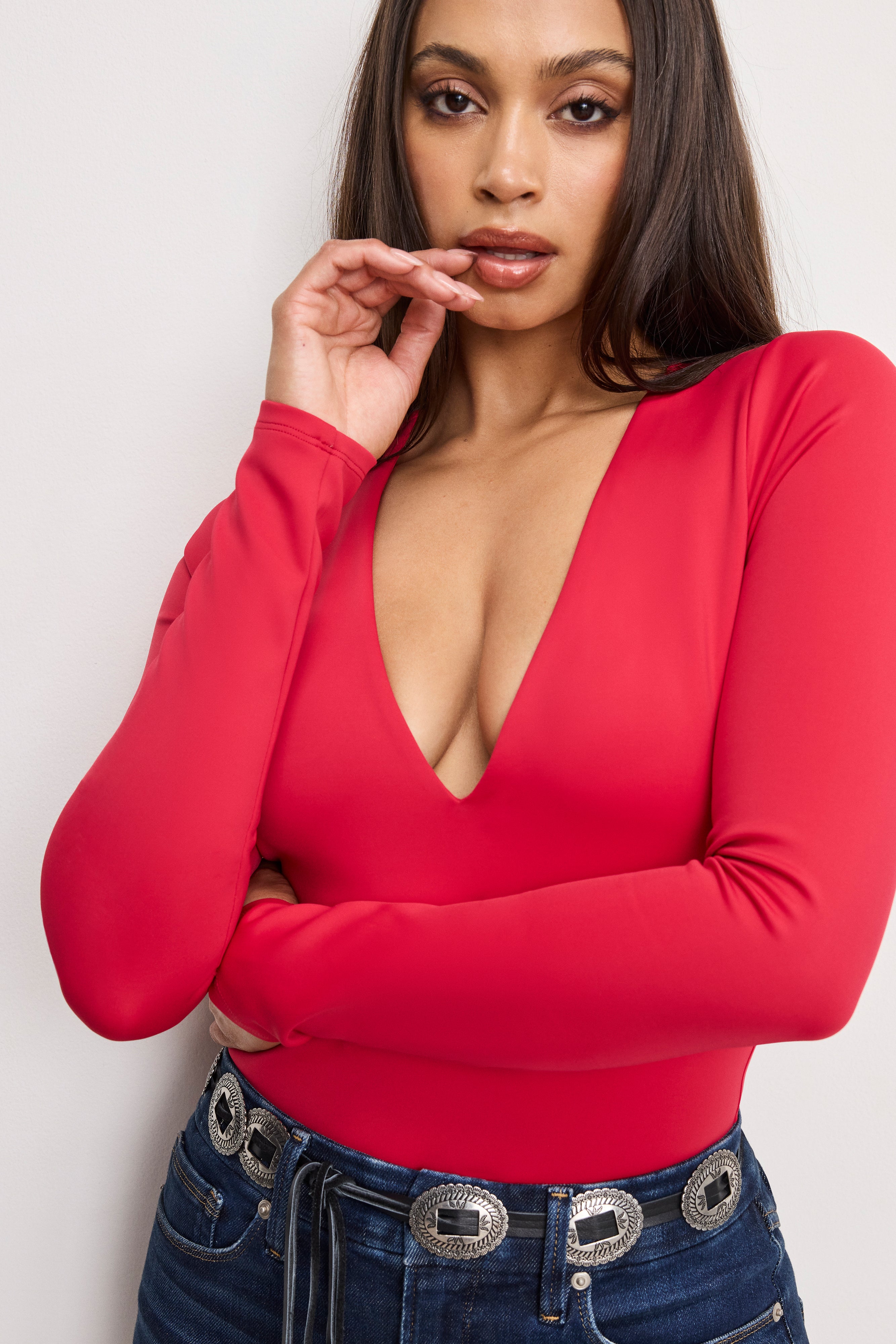 GOOD AMERICAN DOLLY HIGH-NECK SCUBA BODYSUIT | DEEP RED TONE