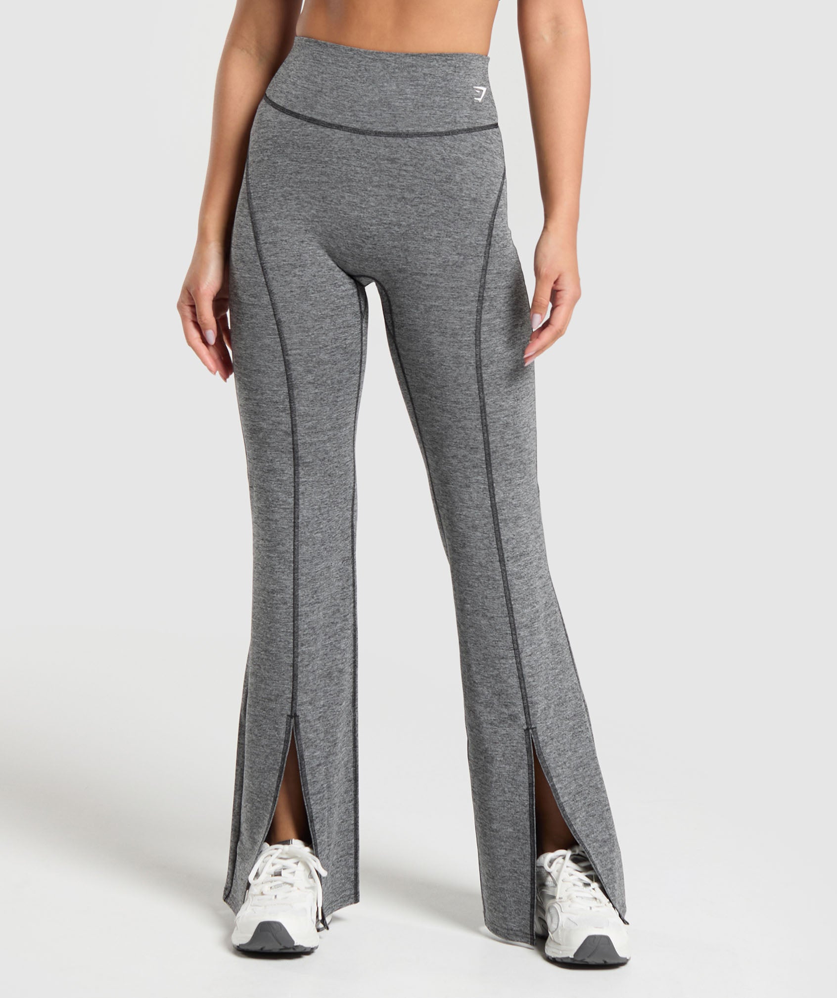 GYMSHARK Gymshark MARL BOOTCUT YOGA PANTS - High-Waisted Stretchy Leggings with Flared Hem in Classic Black