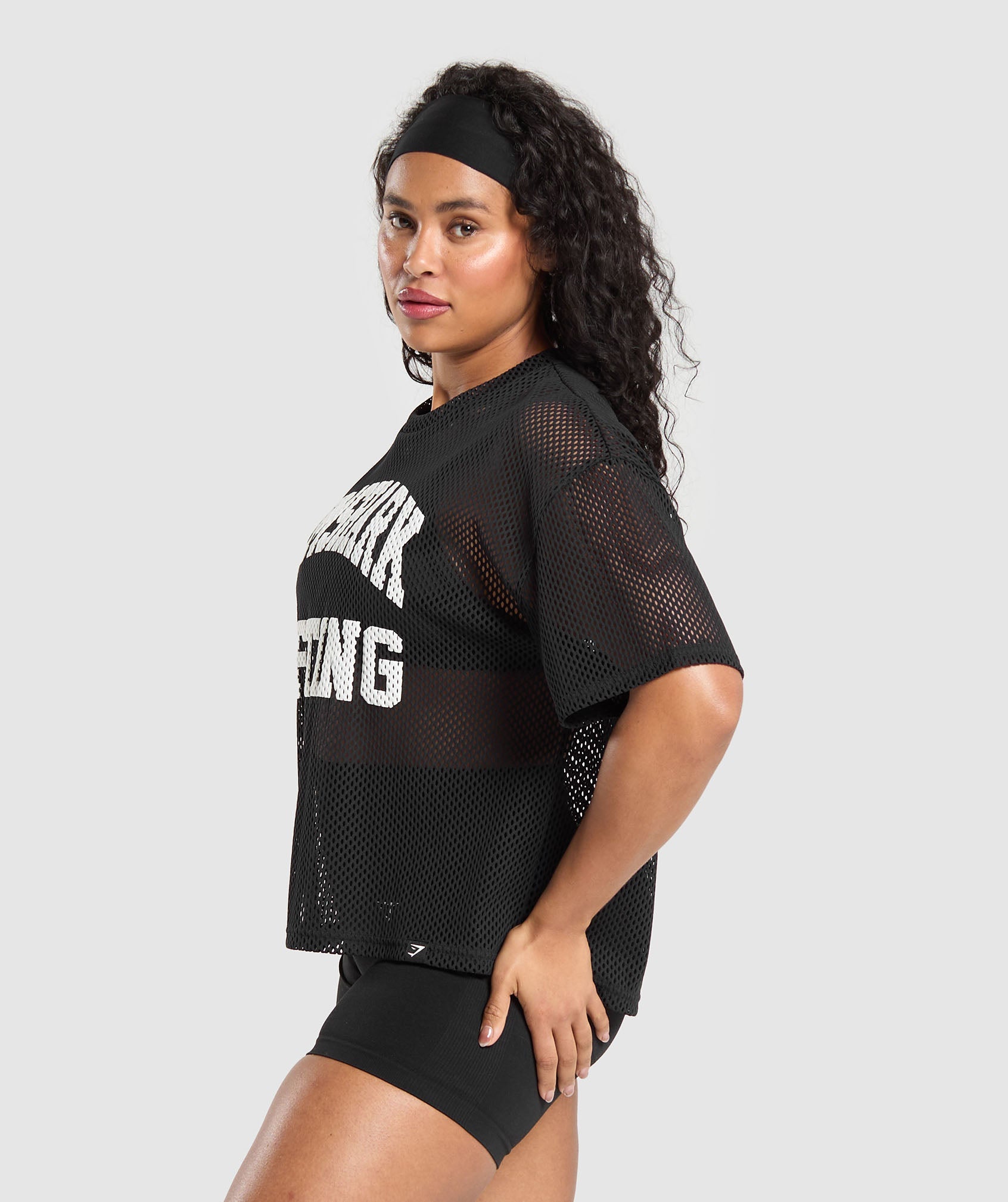 GYMSHARK AirFlow Performance Workout Shirt - Sleek Black Mesh Design 