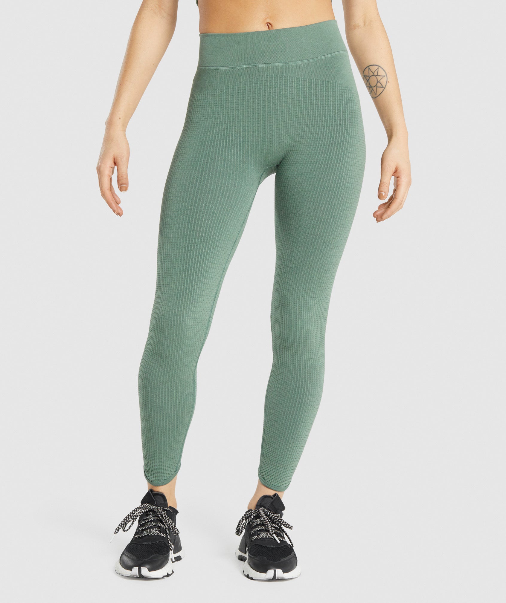 GYMSHARK Gymshark High-Waisted Seamless Yoga Leggings - Buttery-Soft Sage Green