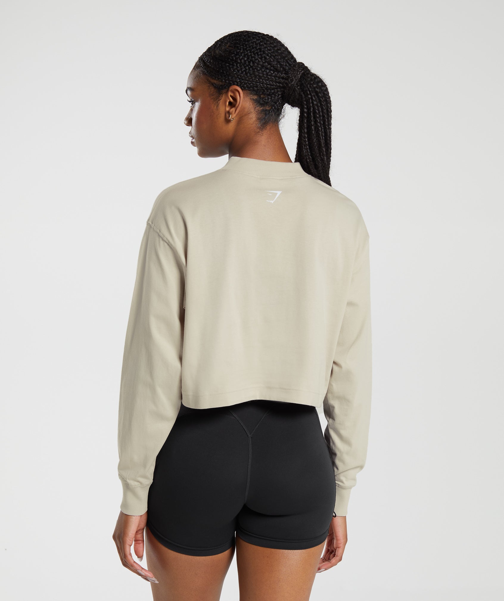 GYMSHARK Retro PE Design Long Sleeve Crewneck Tee - Stone Grey 
