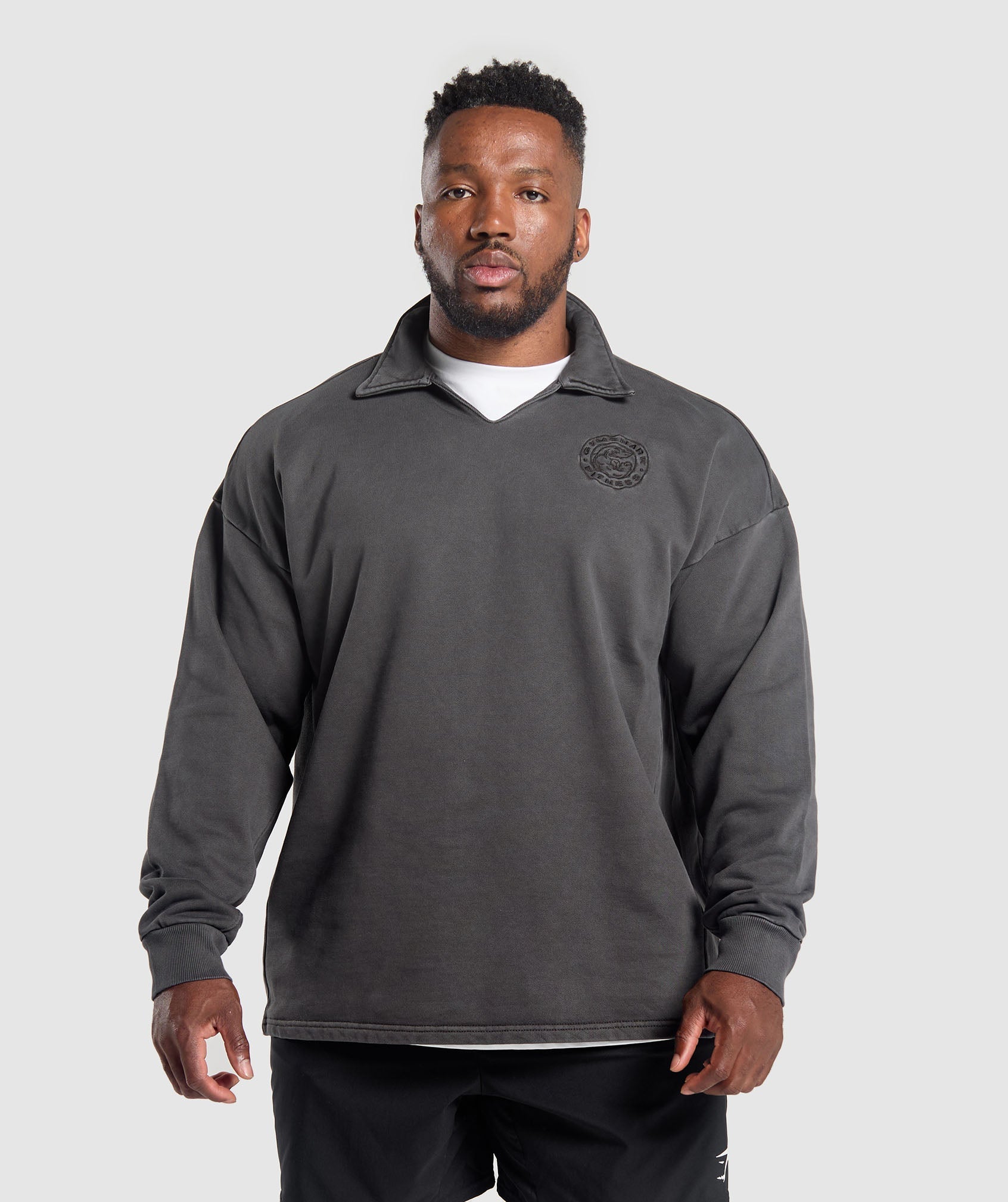 GYMSHARK Cozy-Fit Premium Legacy Crewneck - Jet Black 