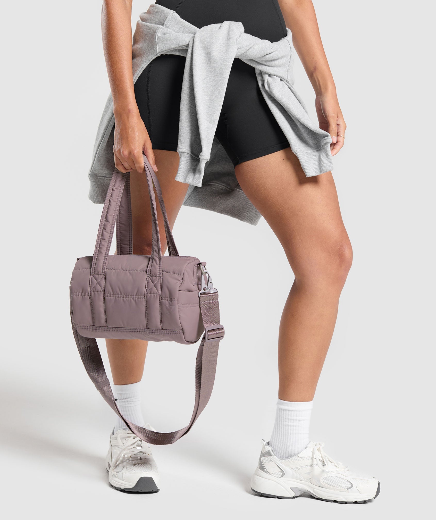 GYMSHARK Gymshark Stylish & Functional Crossbody Pack - Compact Water-Resistant Fitness Bag in Dusty Mauve 