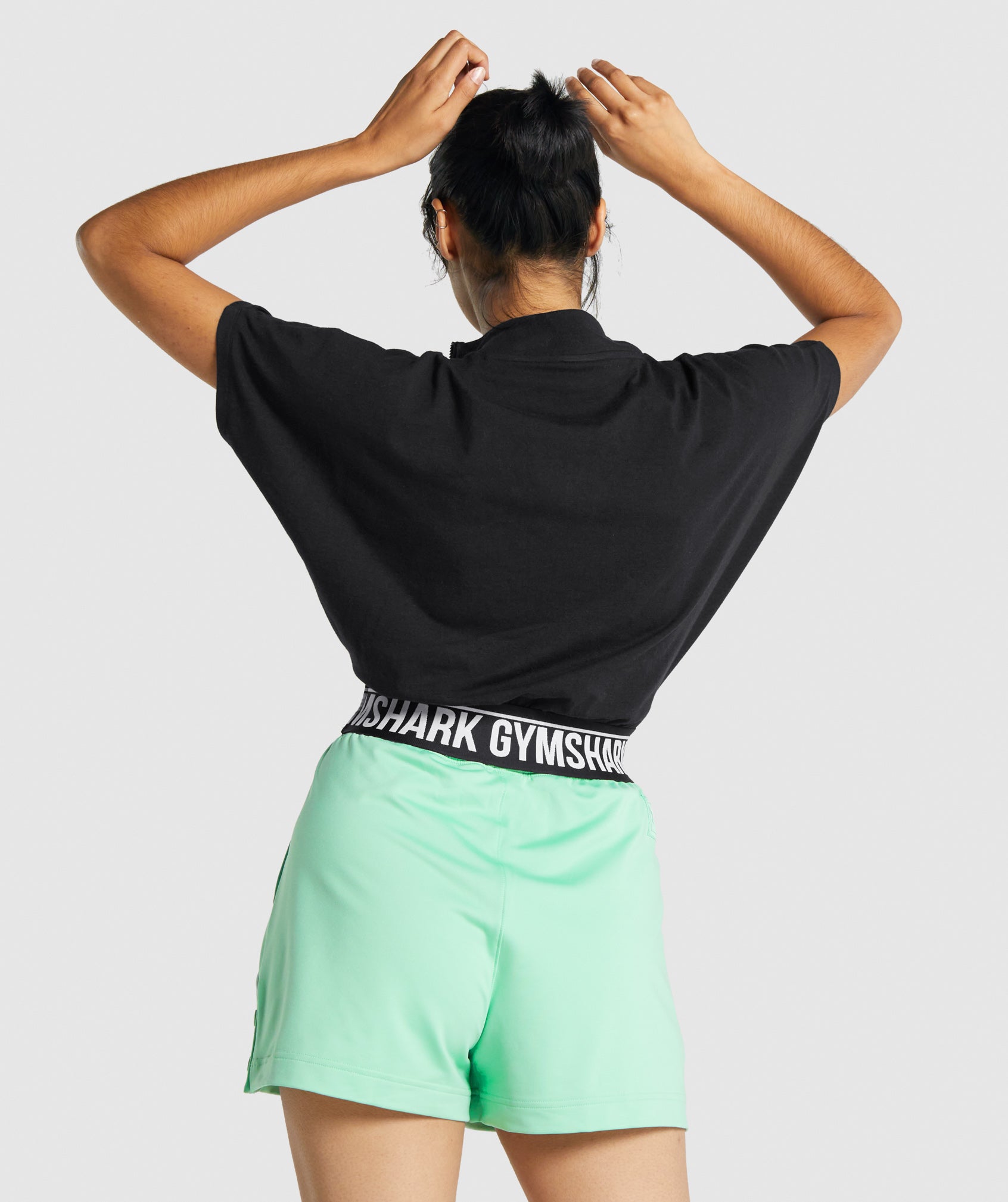 GYMSHARK Gymshark Breathable Relaxed Fit Crop Half-Zip Workout Top - Classic Black 