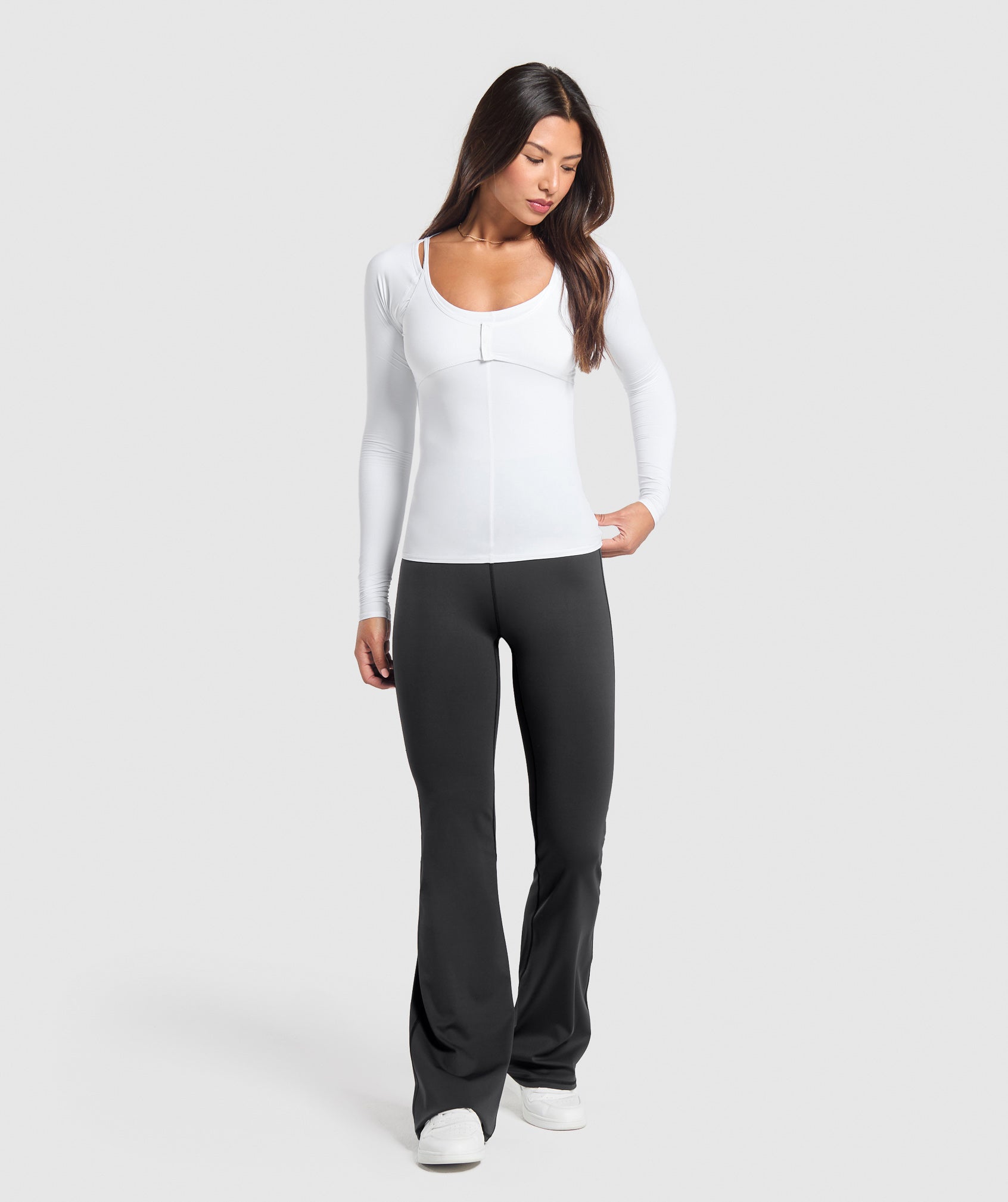 GYMSHARK Gymshark Recovery Essential Ultra-Soft Long Sleeve Tee - Crisp White 