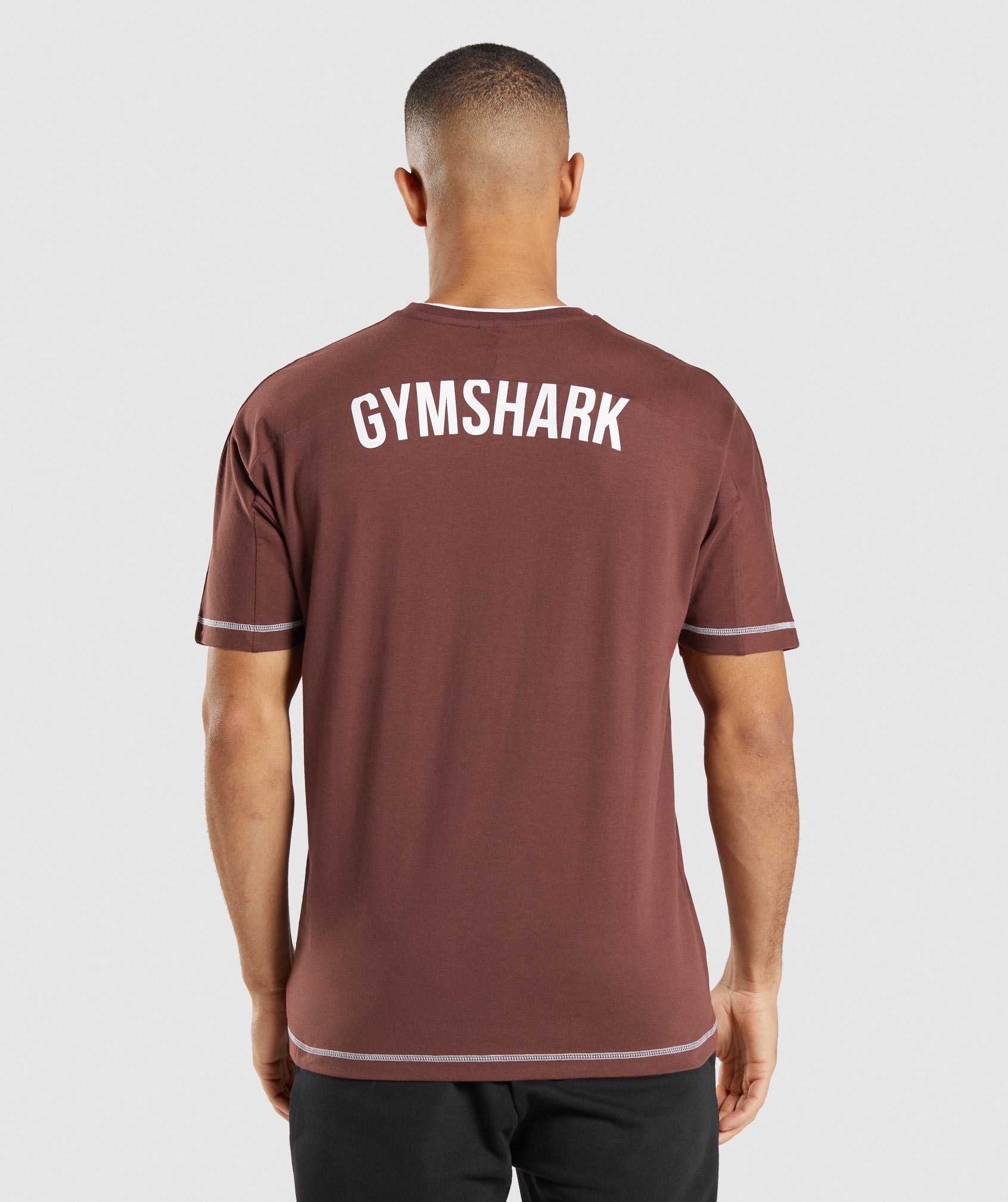 GYMSHARK Gymshark Relaxed Fit Crewneck Tee - Cocoa Cherry/White