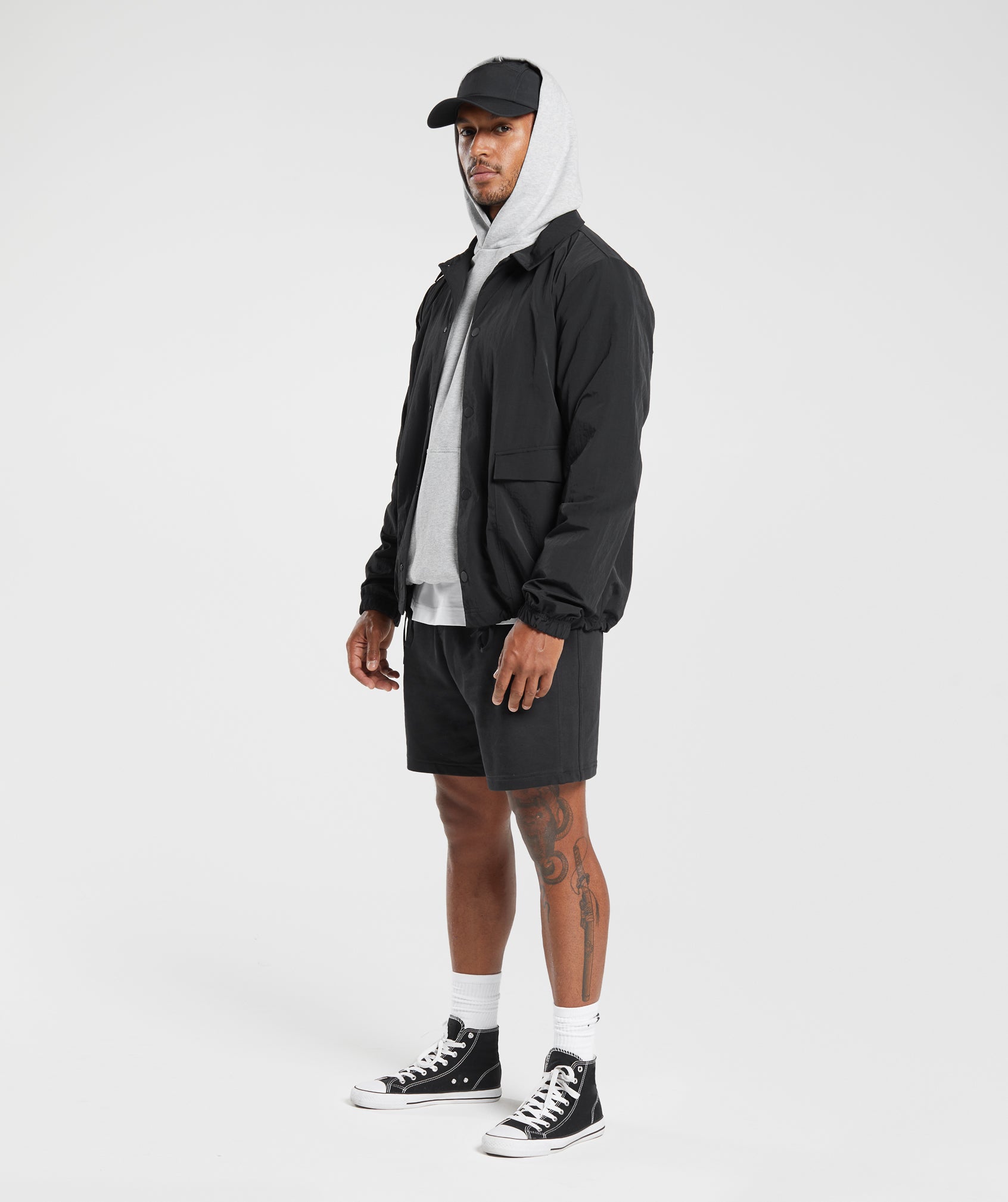 GYMSHARK Gymshark Recovery Commute Windbreaker - Sleek Black Edition 